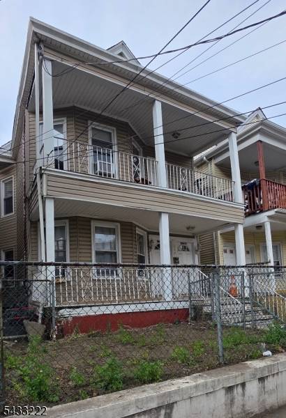 266 Madison St, Passaic City, NJ 07055