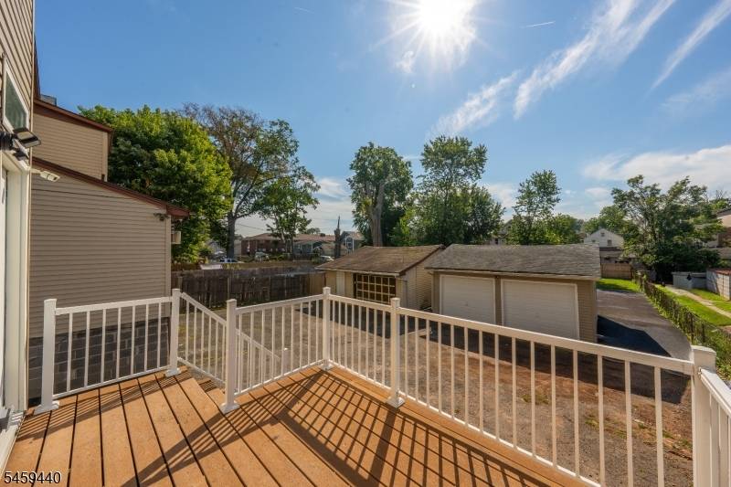 136-138 Elm St, Elizabeth City, NJ 07208