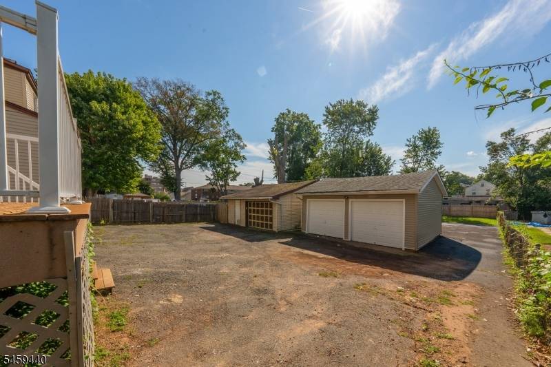 136-138 Elm St, Elizabeth City, NJ 07208