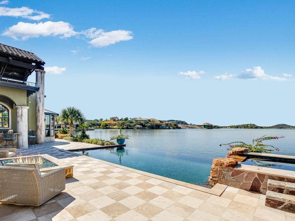 82 Applehead Island DR, Horseshoe Bay, TX 78657