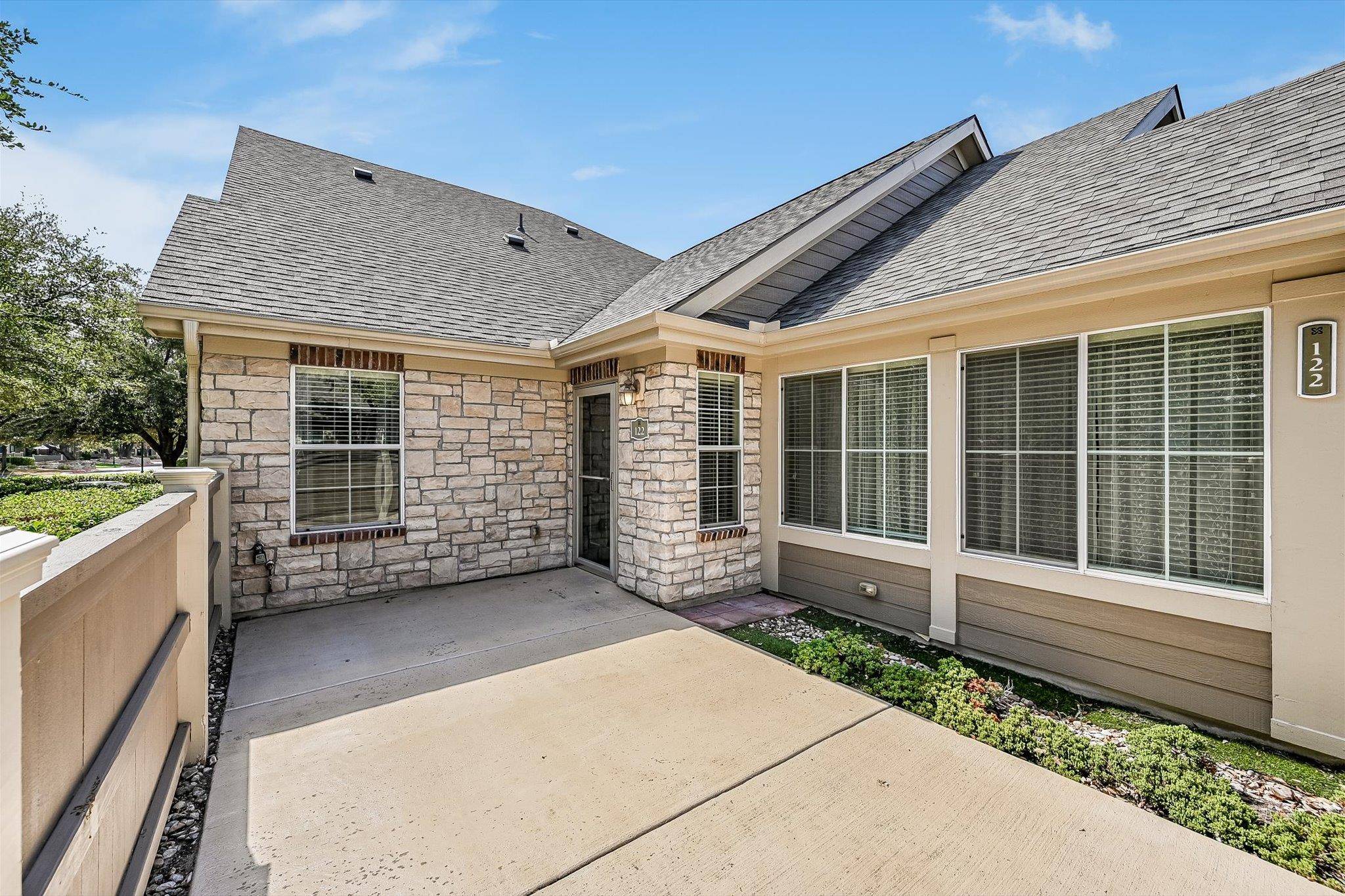 30 Wildwood DR #122, Georgetown, TX 78633