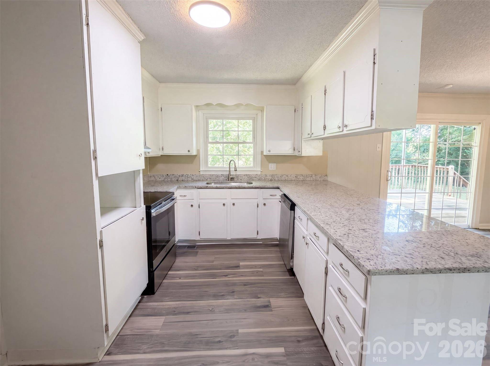 4305 Dawnwood DR, Gastonia, NC 28056