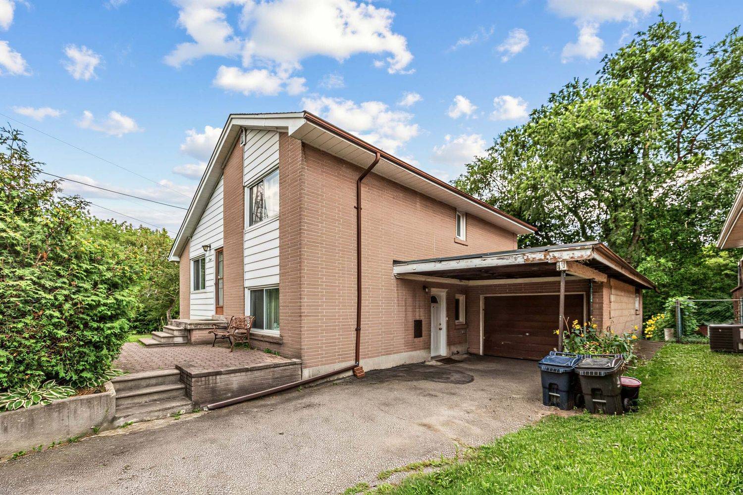 2 Kencliff CRES, Toronto E09, ON M1P 4E3