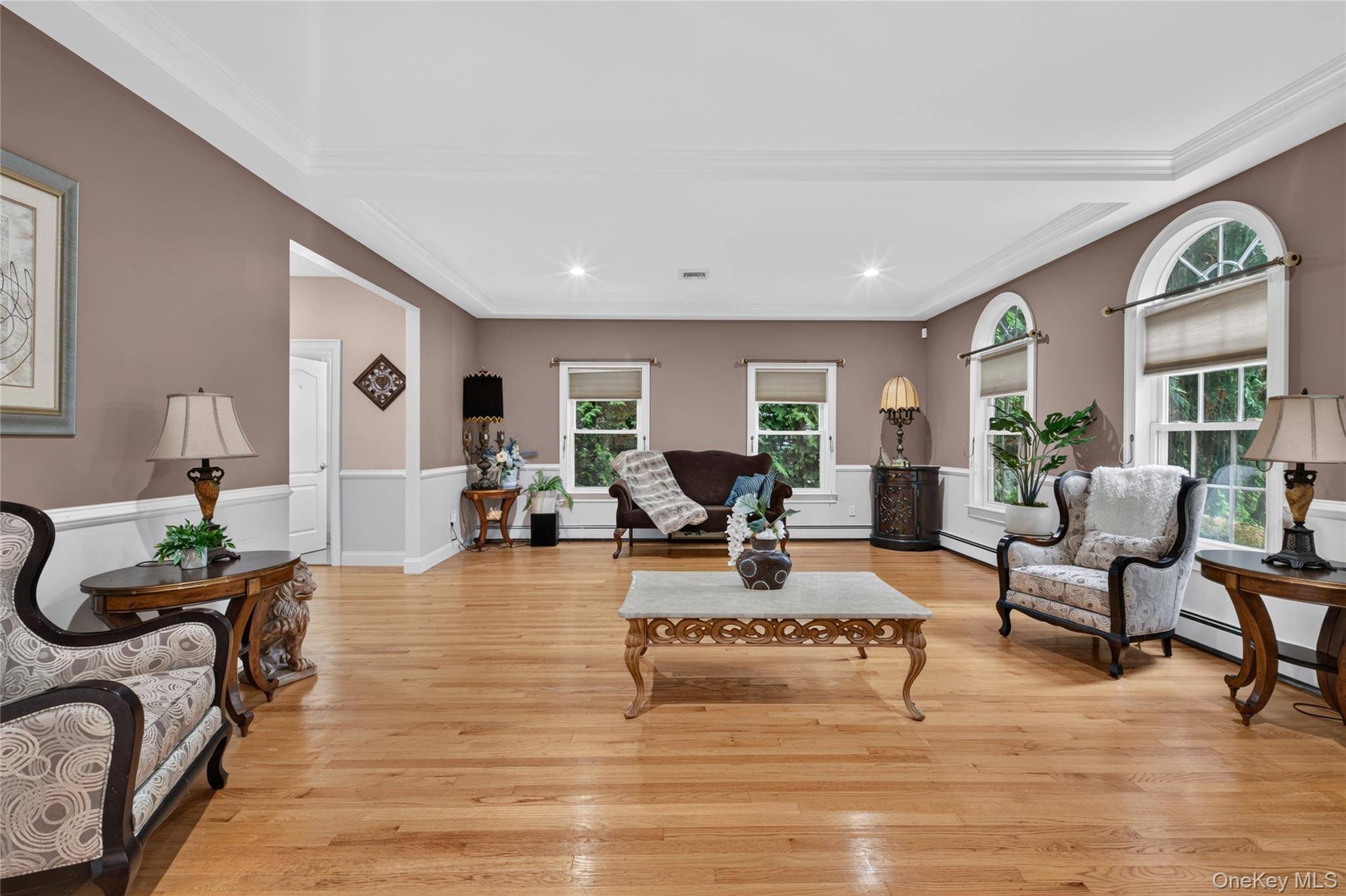 2021 Decatur AVE, North Bellmore, NY 11710
