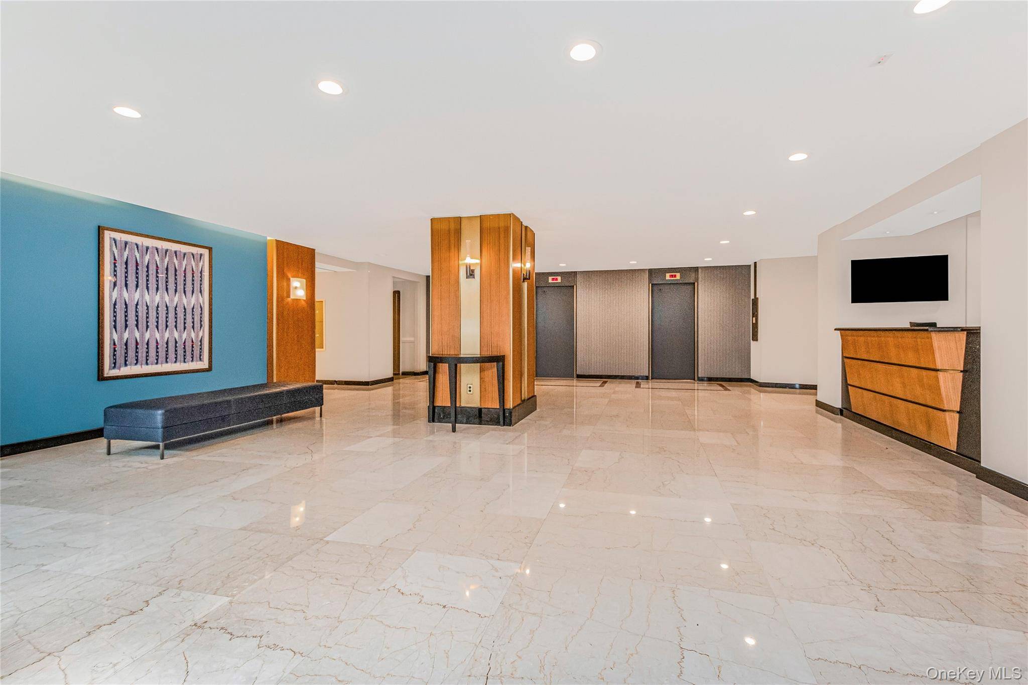 2500 Johnson AVE #12N, Bronx, NY 10463