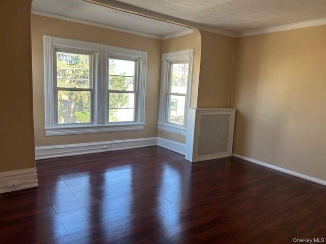 93-44 224th ST, Queens Village, NY 11428