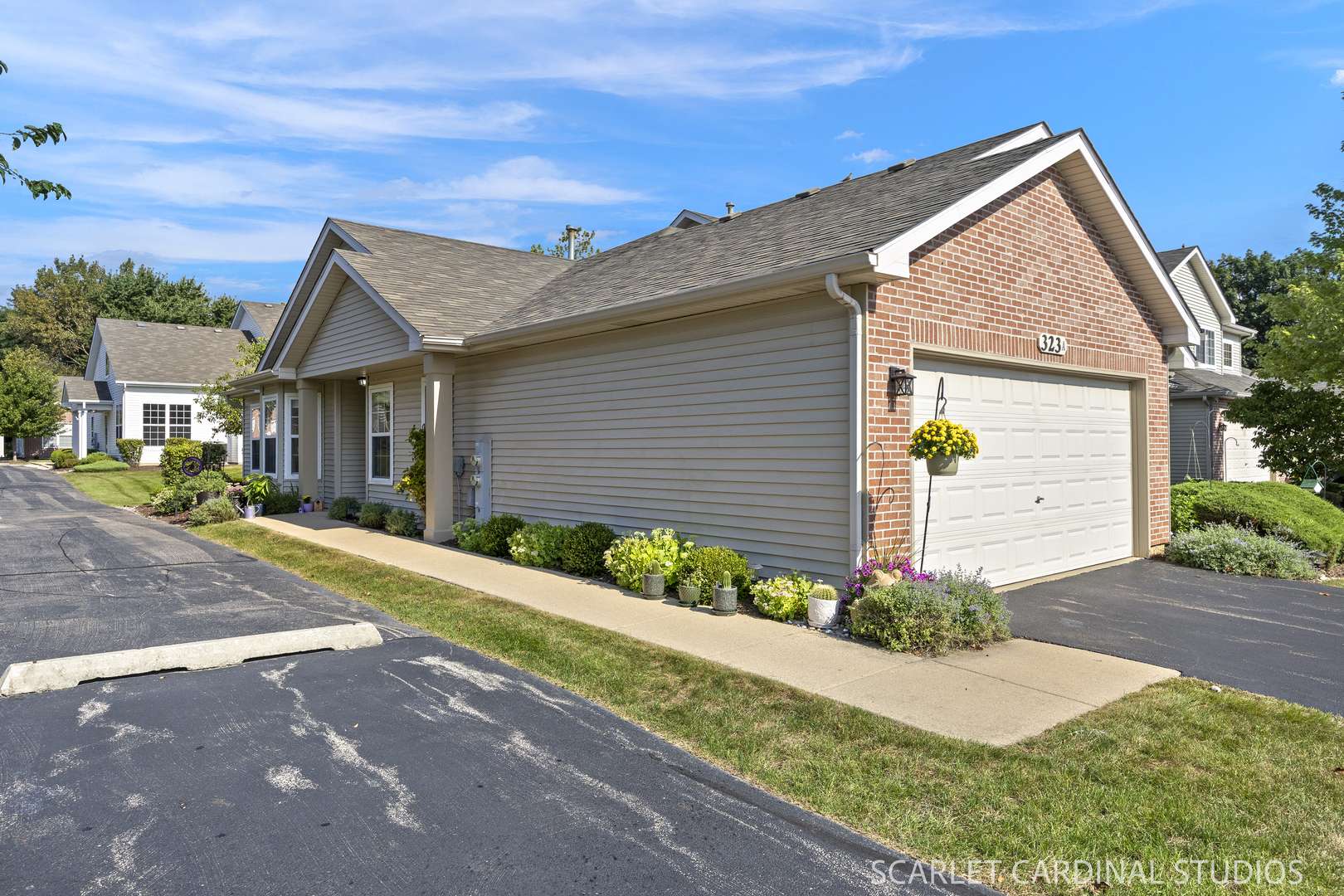 323 Capitol DR #A, Sugar Grove, IL 60554