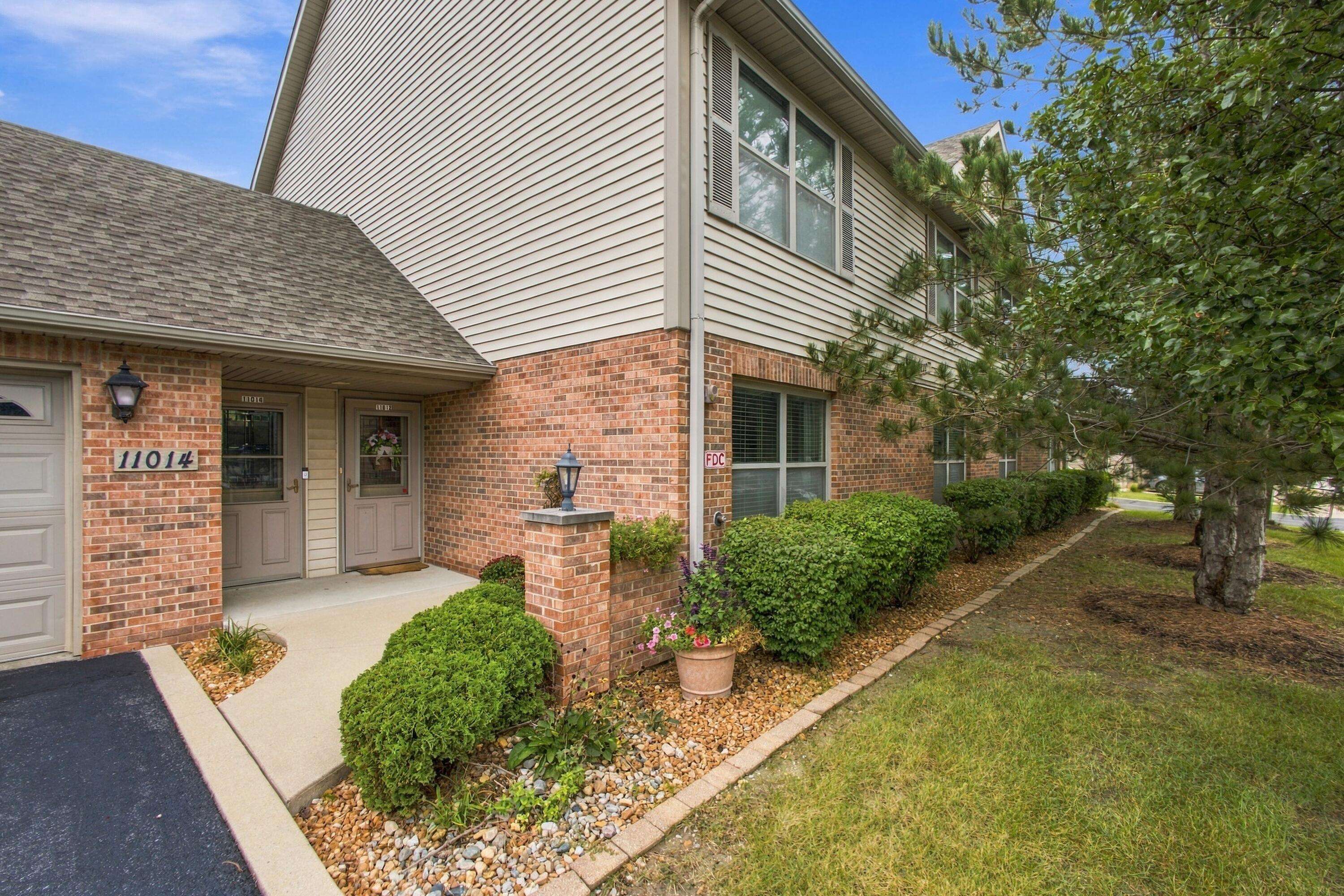 11014 Beacon Court, St. John, IN 46373