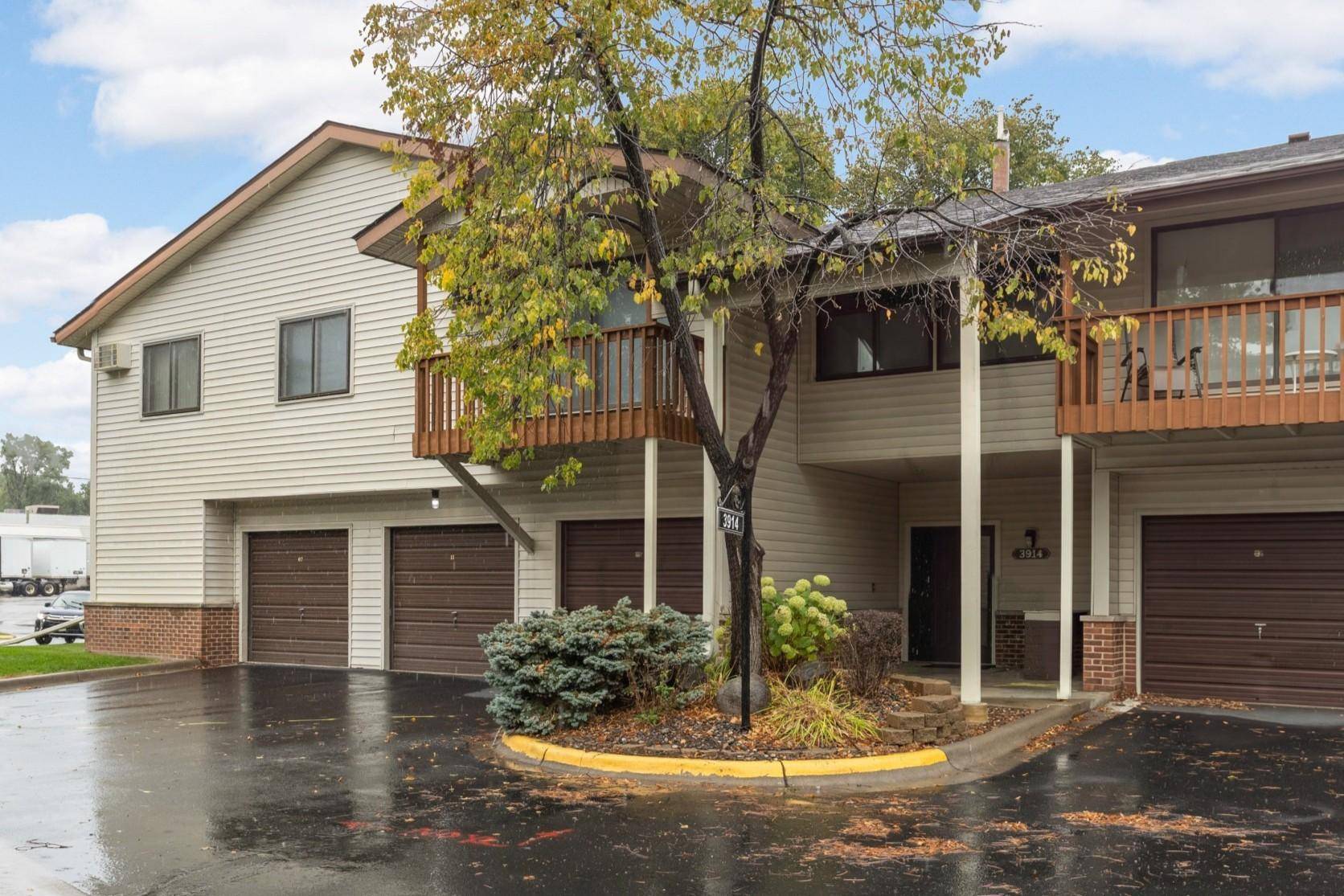 3914 Foss RD #101, Saint Anthony, MN 55421