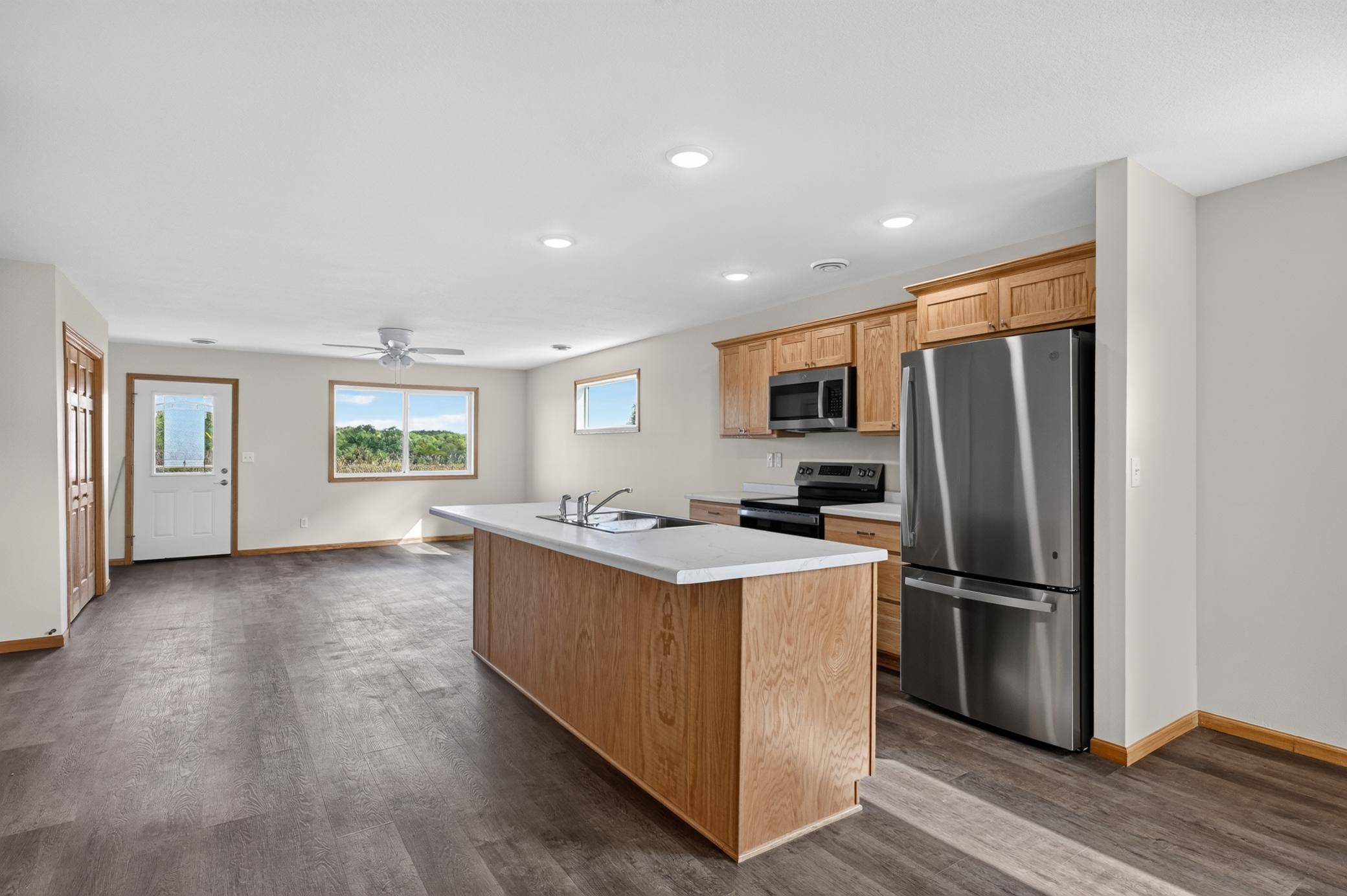1503 Nokomis ST, Alexandria, MN 56308