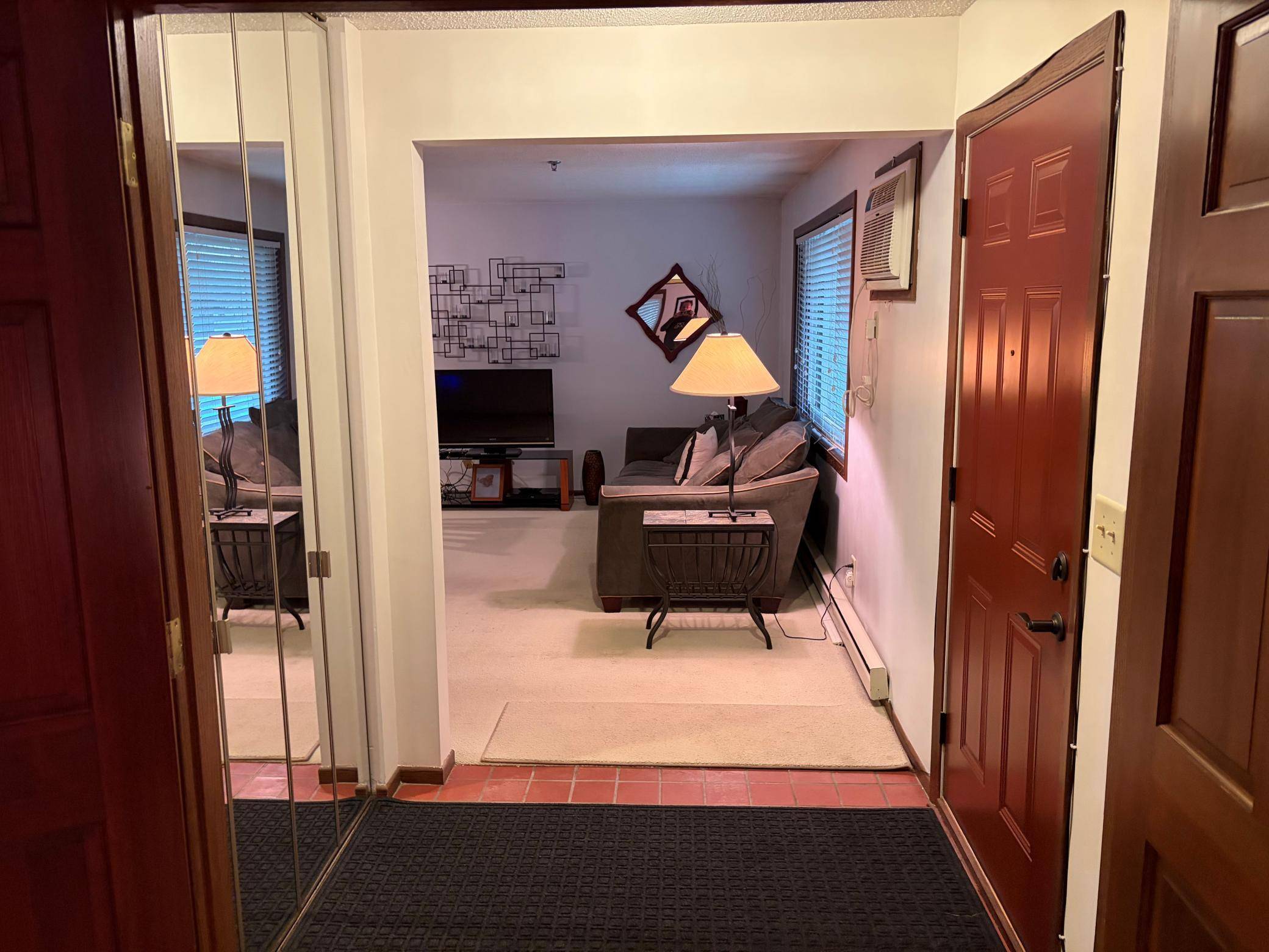 2110 Ridge DR #13, Saint Louis Park, MN 55416