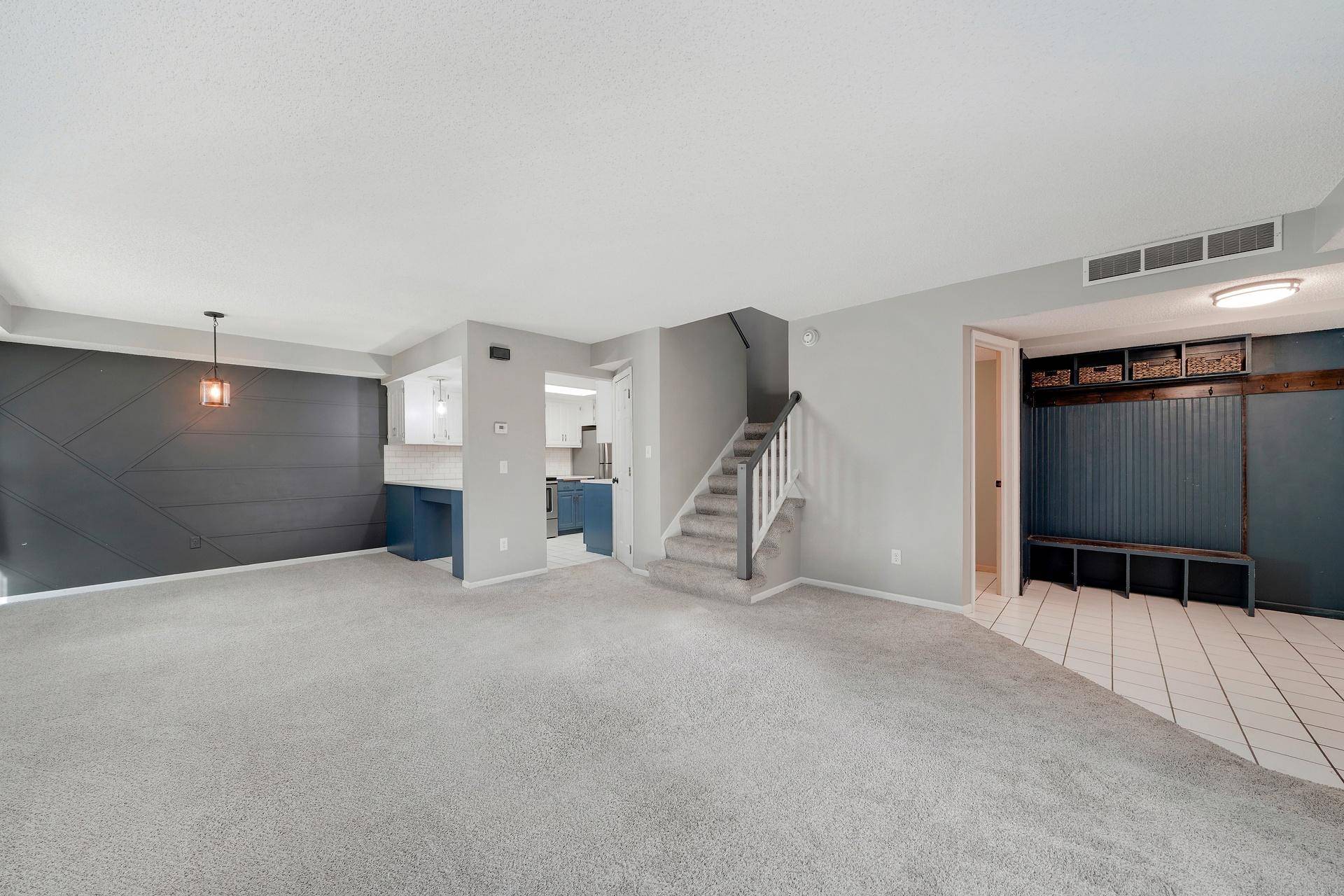 18657 Clear View CT, Minnetonka, MN 55345