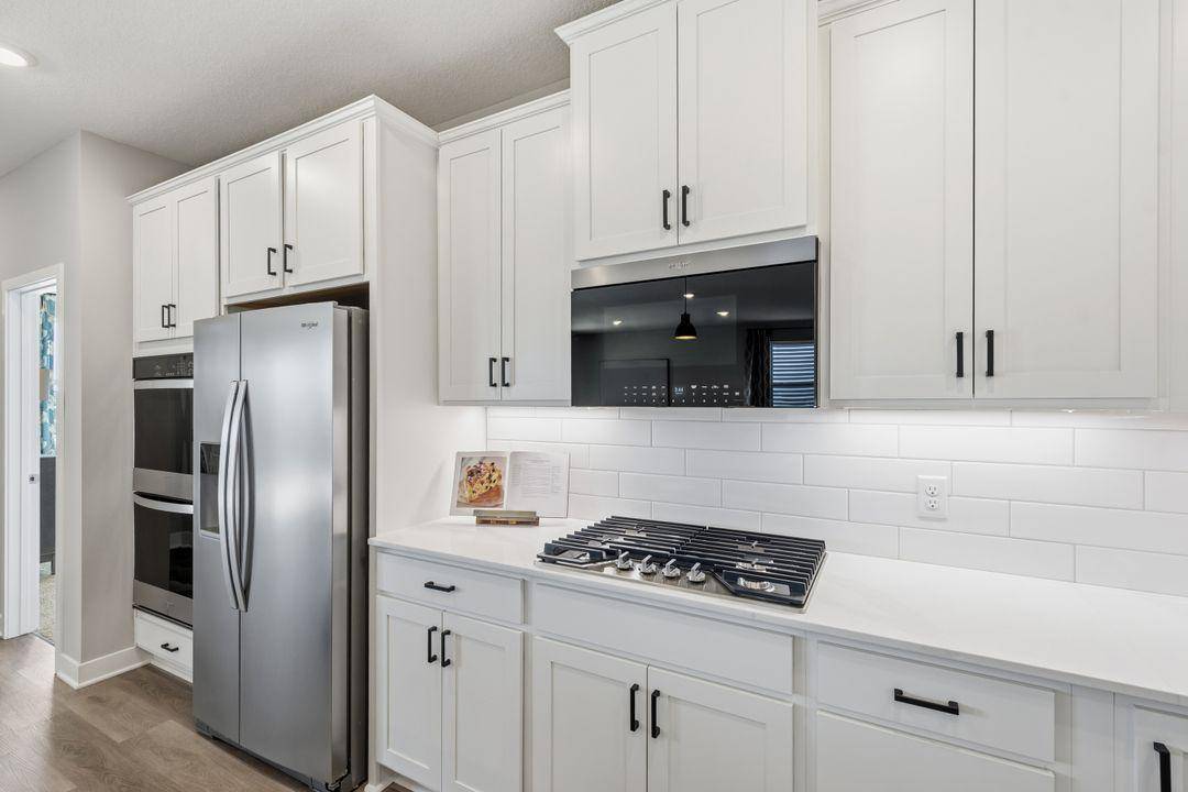 1690 Zumbro AVE, Shakopee, MN 55379