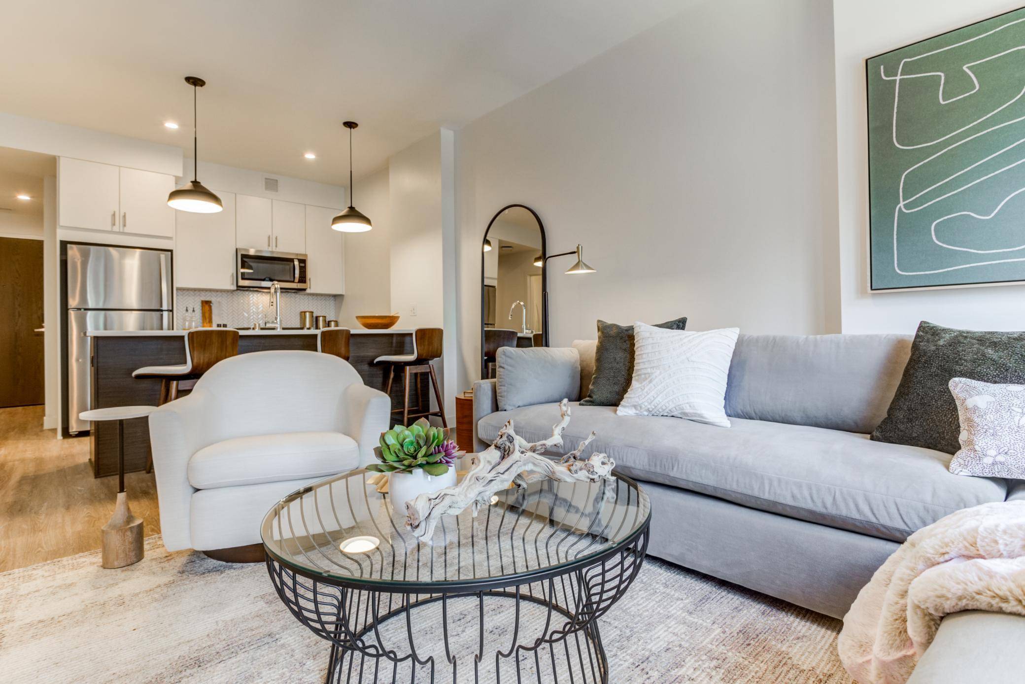270 Hennepin AVE #801, Minneapolis, MN 55401