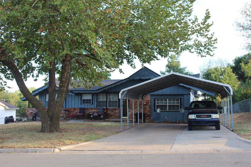 408 English DR, Rush Springs, OK 73082