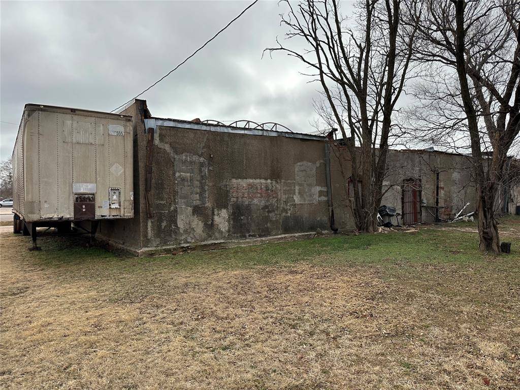 107 E Main ST, Carter, OK 73627