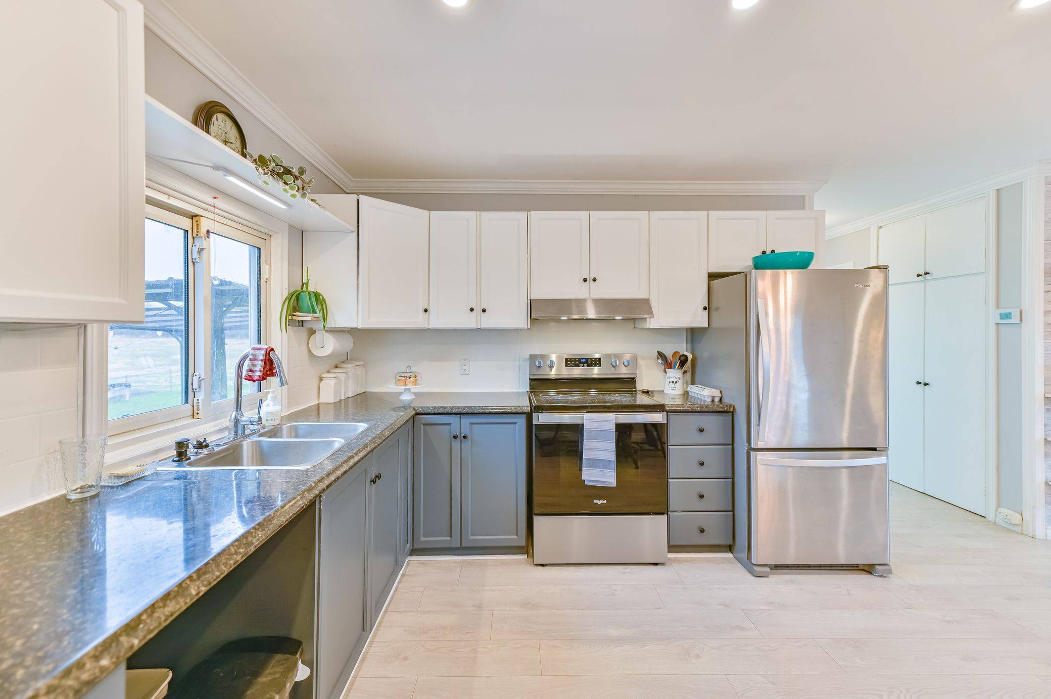 1095 Slab ST, Centre Hastings, ON K0K 2K0