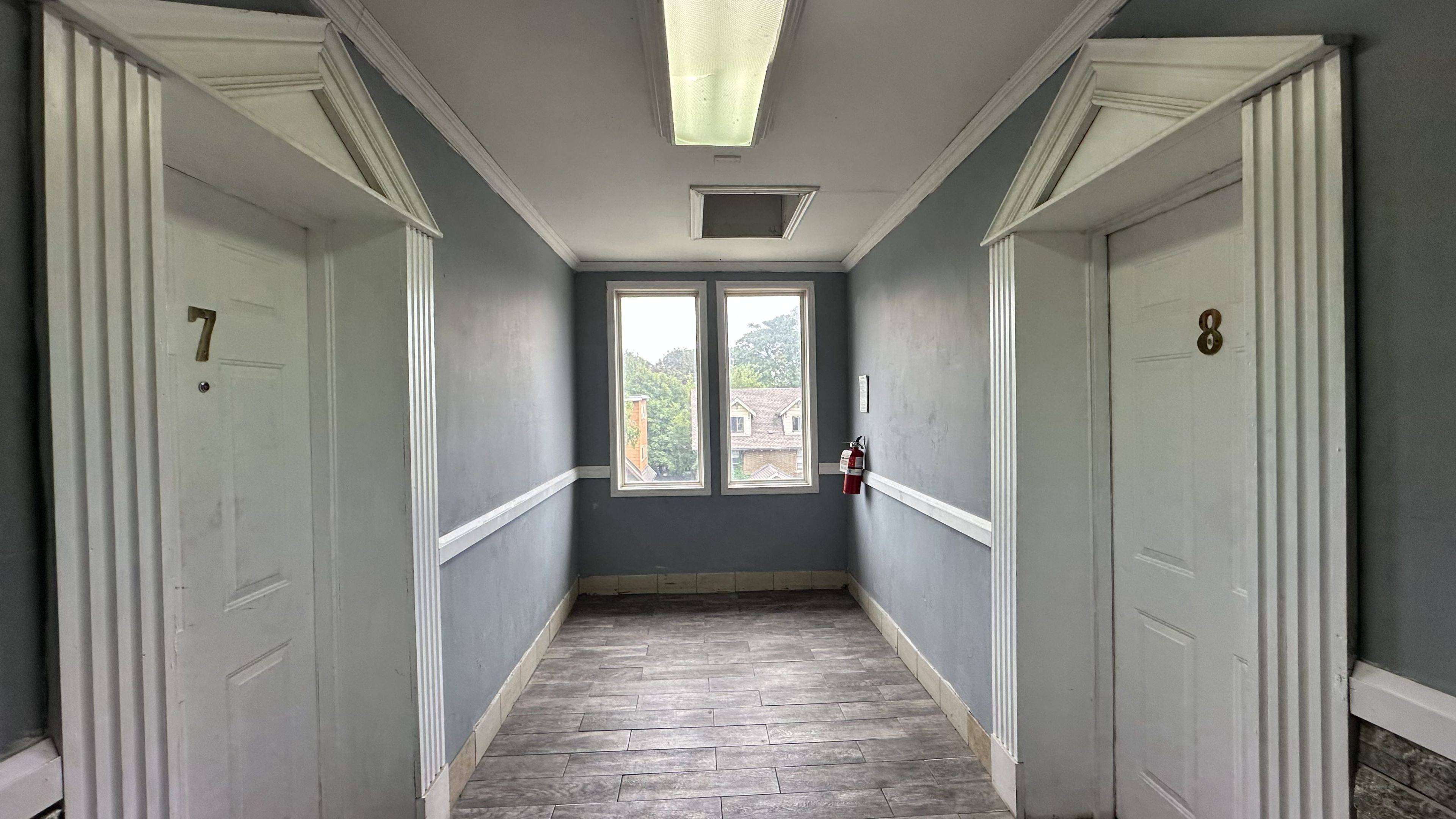 84 Proctor BLVD, Hamilton, ON L8M 2M4