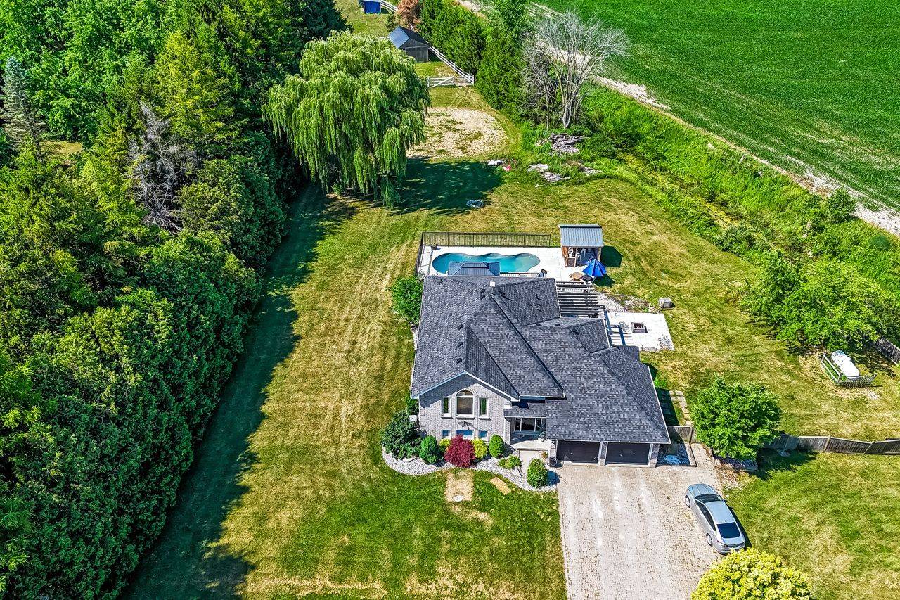23999 Mayfair RD, Adelaide Metcalfe, ON N7G 3H4