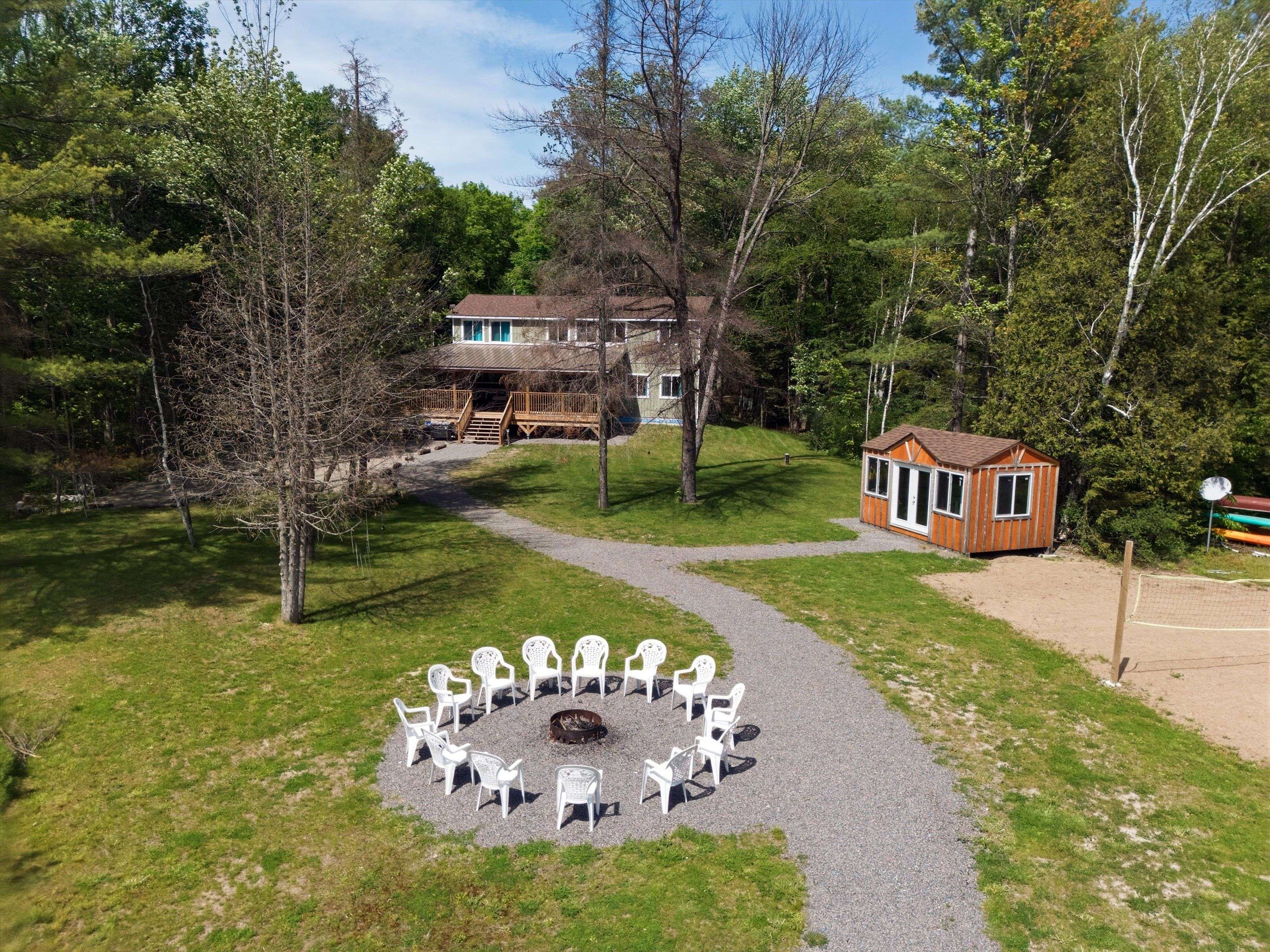 1013 Goodlife LN, Algonquin Highlands, ON P0A 1E0