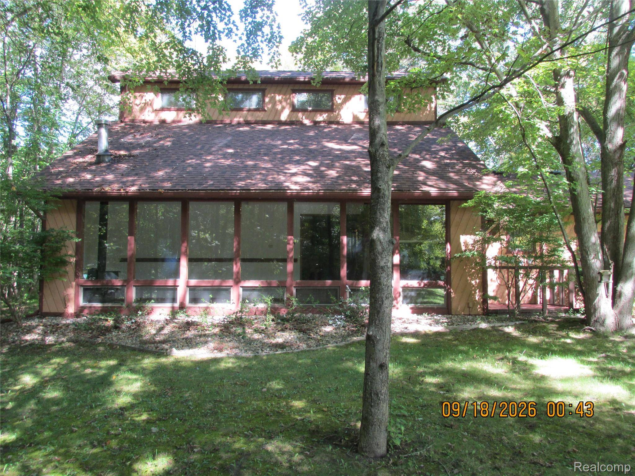 8505 Lindsey RD, Casco Township, MI 48064