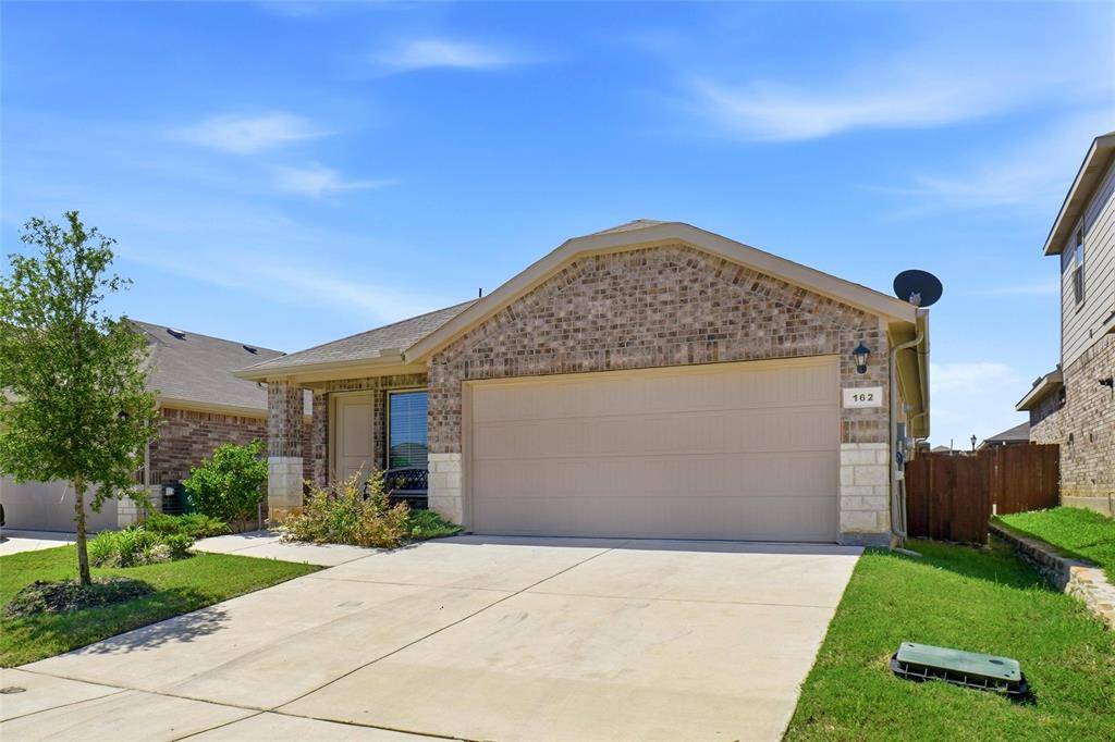 162 Greengate Drive, Boyd, TX 76023