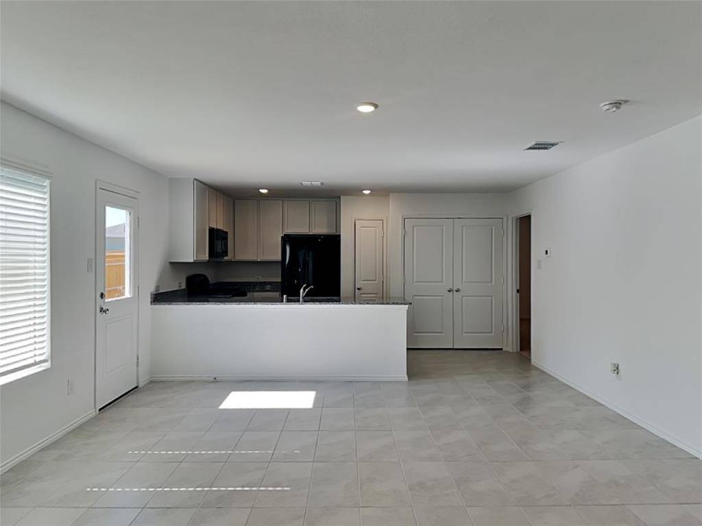 9809 Papillion Way, Fort Worth, TX 76179