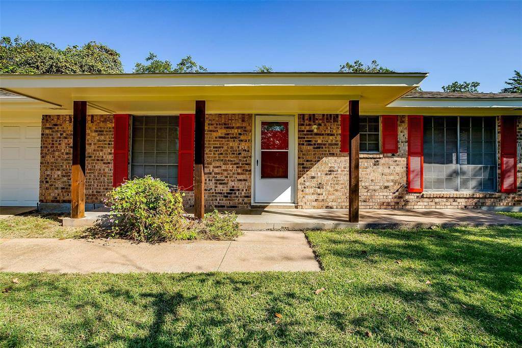 1104 Julie Street, Weatherford, TX 76086