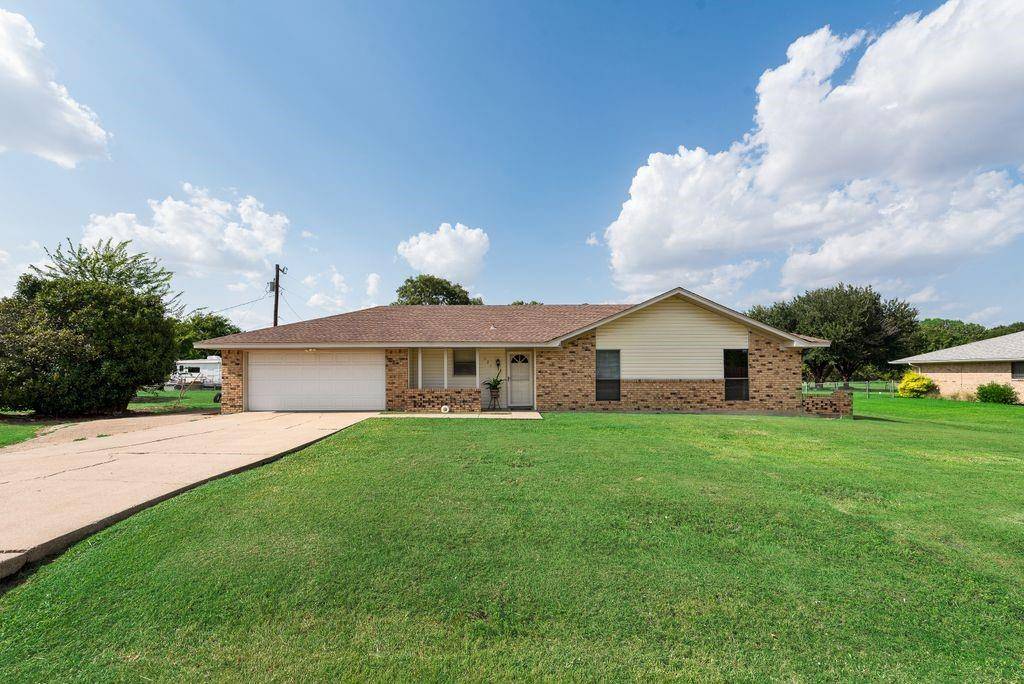 121 Tracy Drive, Waxahachie, TX 75165