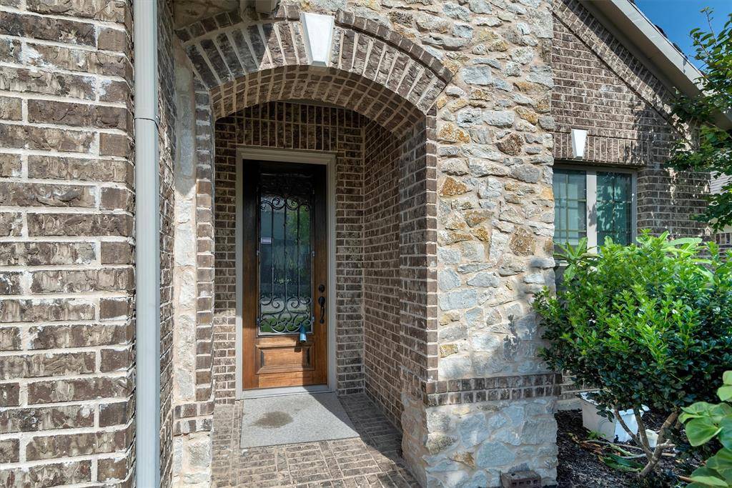 4005 Hawthorne Drive, Sachse, TX 75048