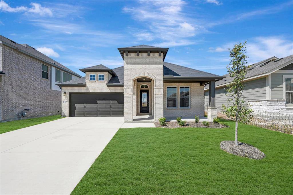 1725 Willow Patch Drive, Denton, TX 76249