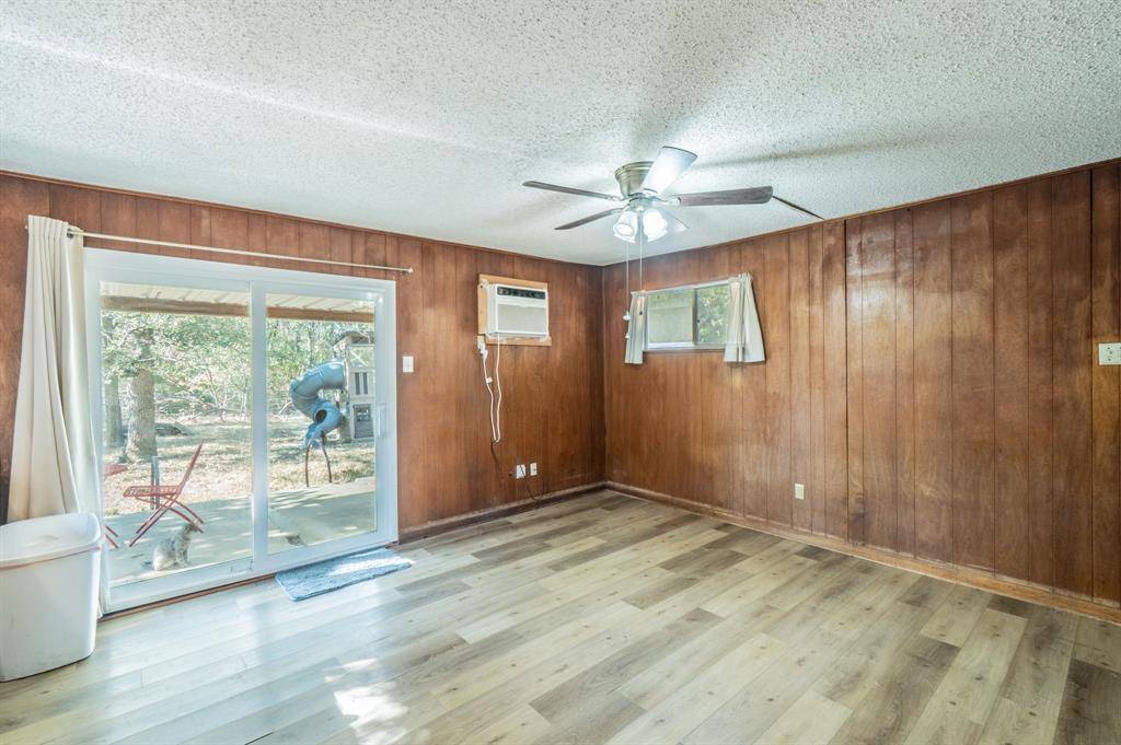 4412 Pierce Avenue, Fort Worth, TX 76119