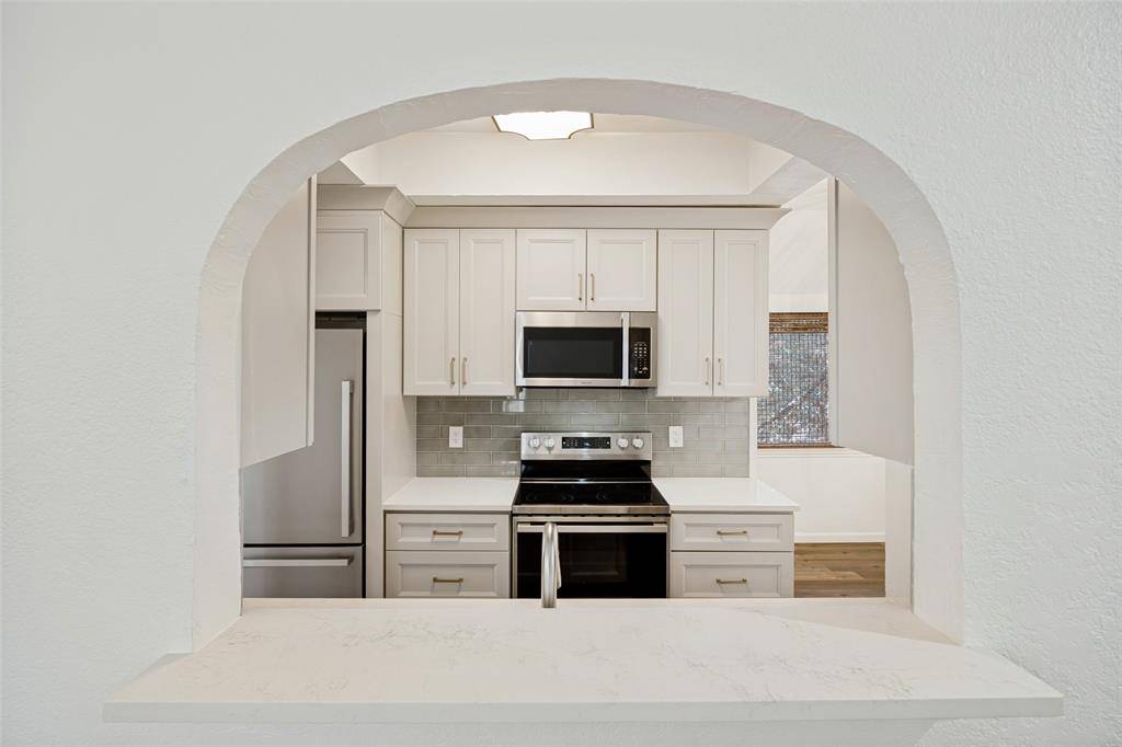 8610 Turtle Creek Boulevard ##212, Dallas, TX 75225