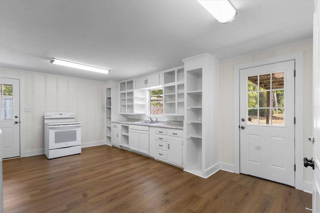 406 Marchman, Lindale, TX 75771