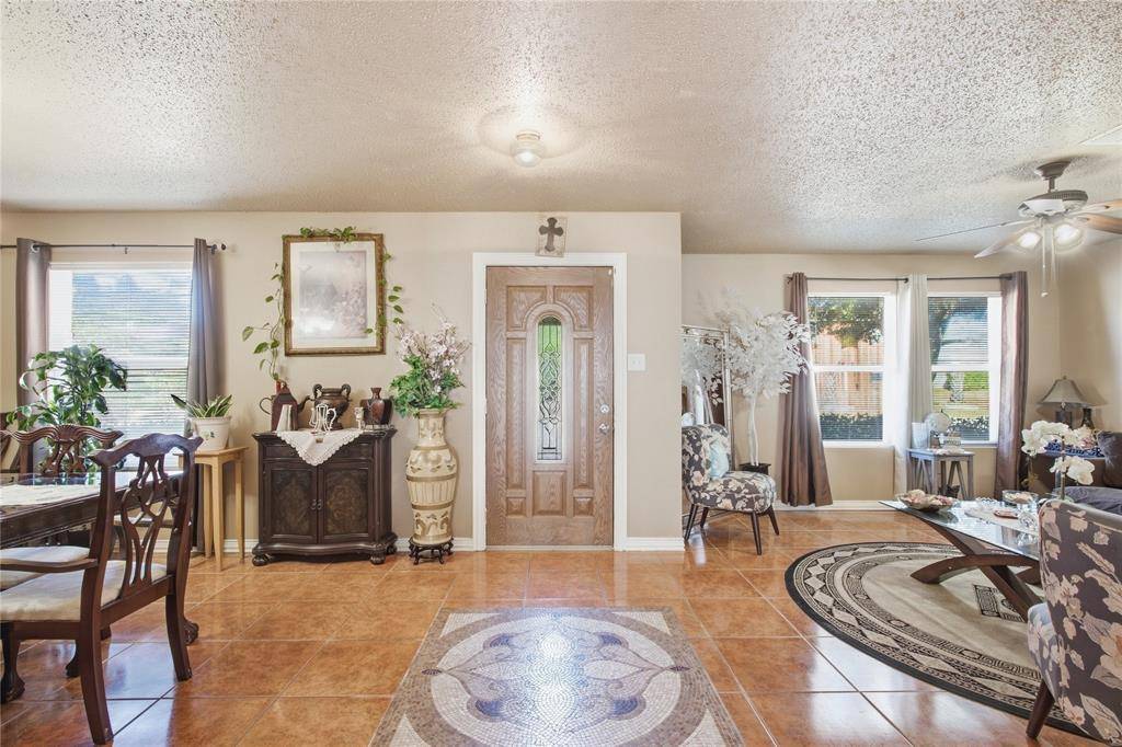 1220 Highview Drive, Cedar Hill, TX 75104