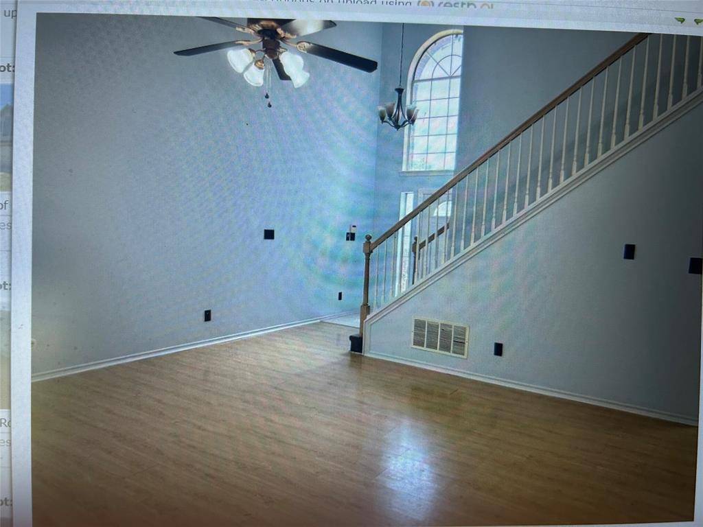 2114 Montclair Lane, Lewisville, TX 75067