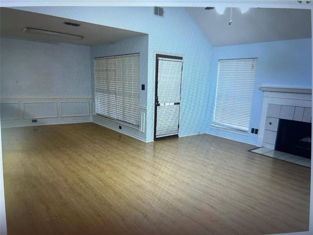 2114 Montclair Lane, Lewisville, TX 75067