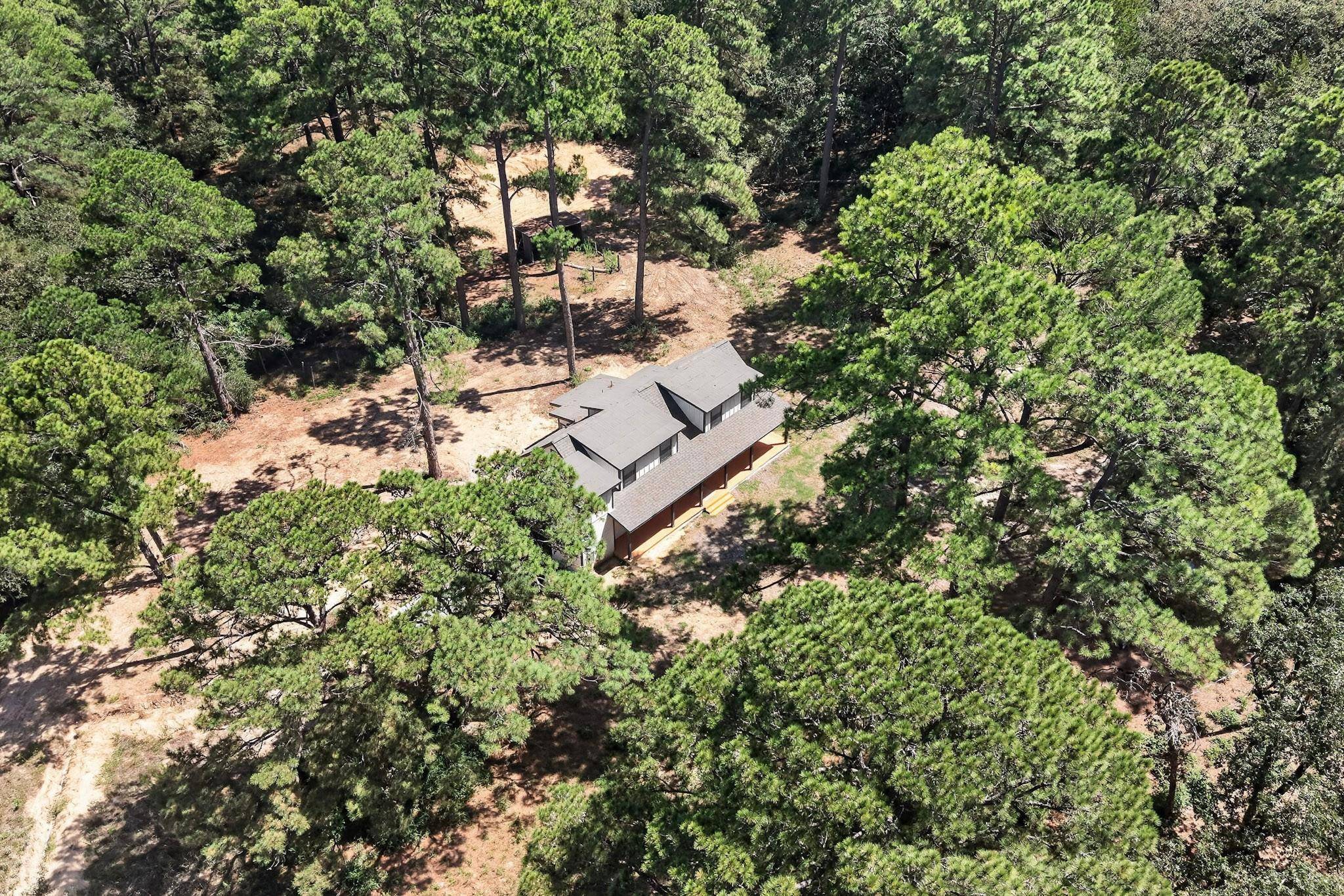 158 Fealy RD, Red Rock, TX 78662