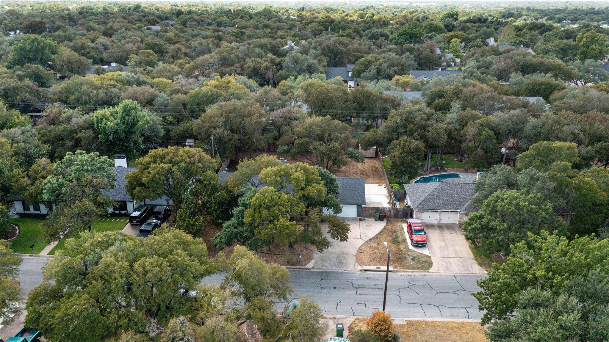 1002 Penny LN, Round Rock, TX 78681