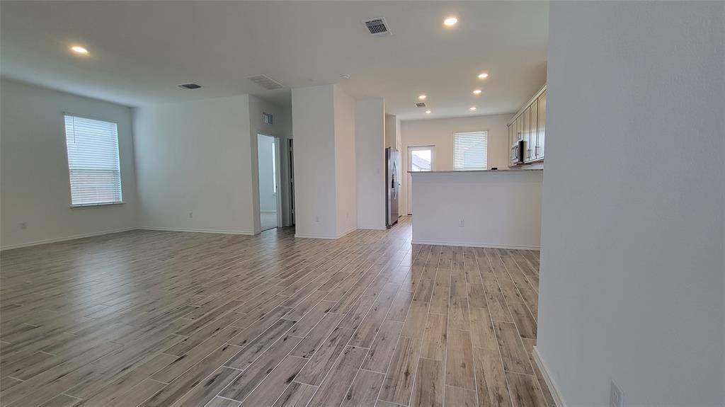217 Redonda DR, Liberty Hill, TX 78642