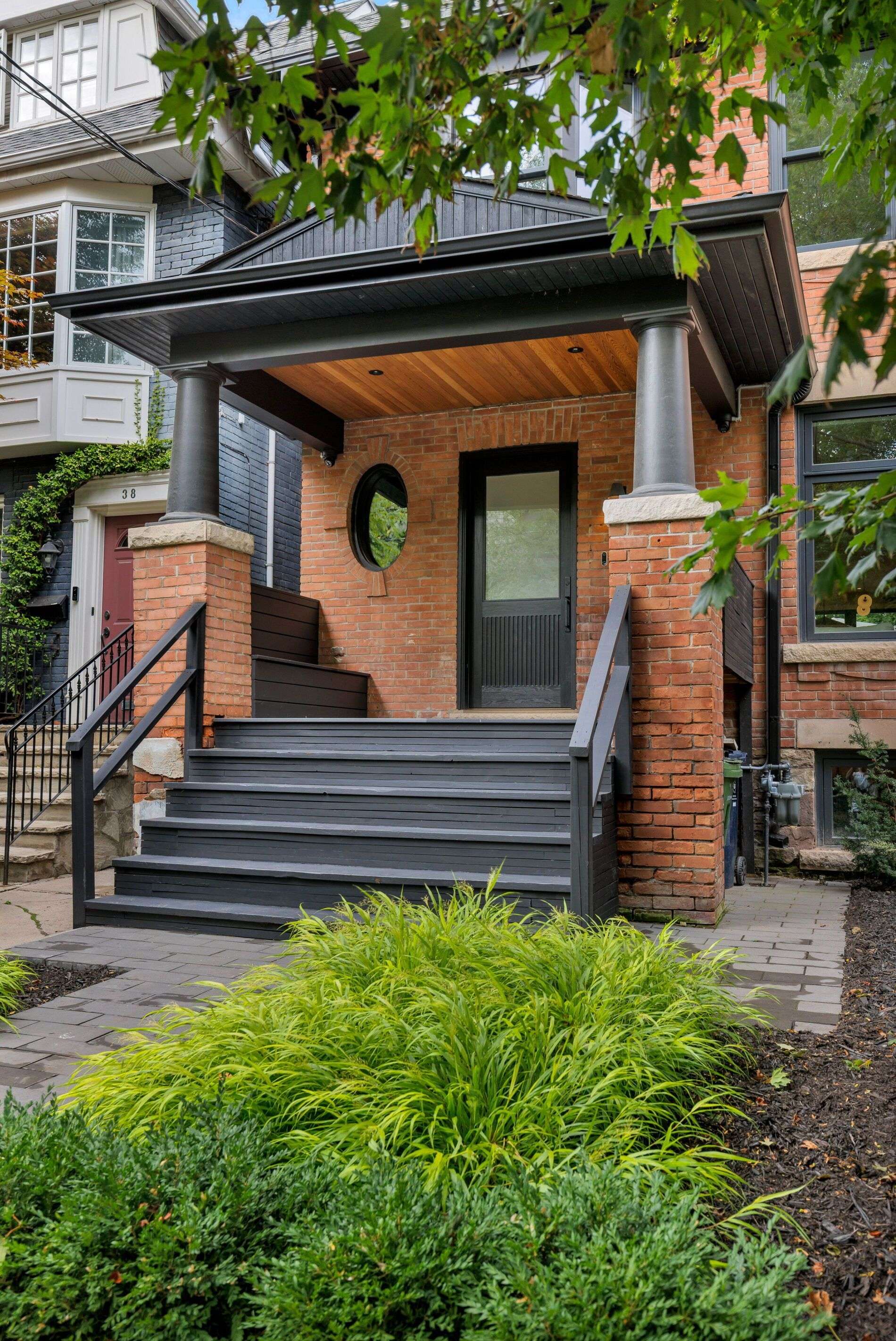 36 Macpherson AVE, Toronto C02, ON M5R 1W8