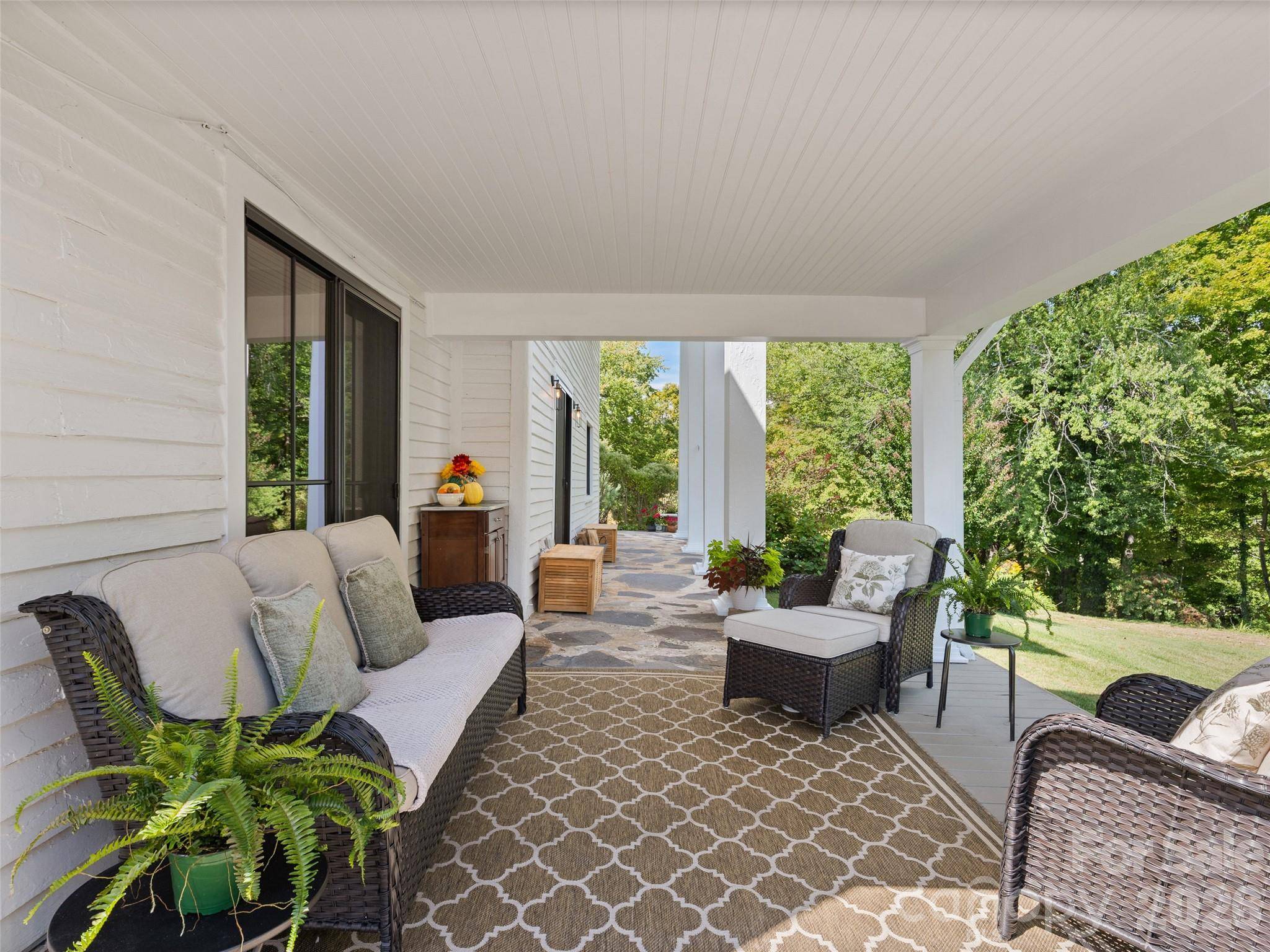 609 Auburn RD, Waynesville, NC 28786