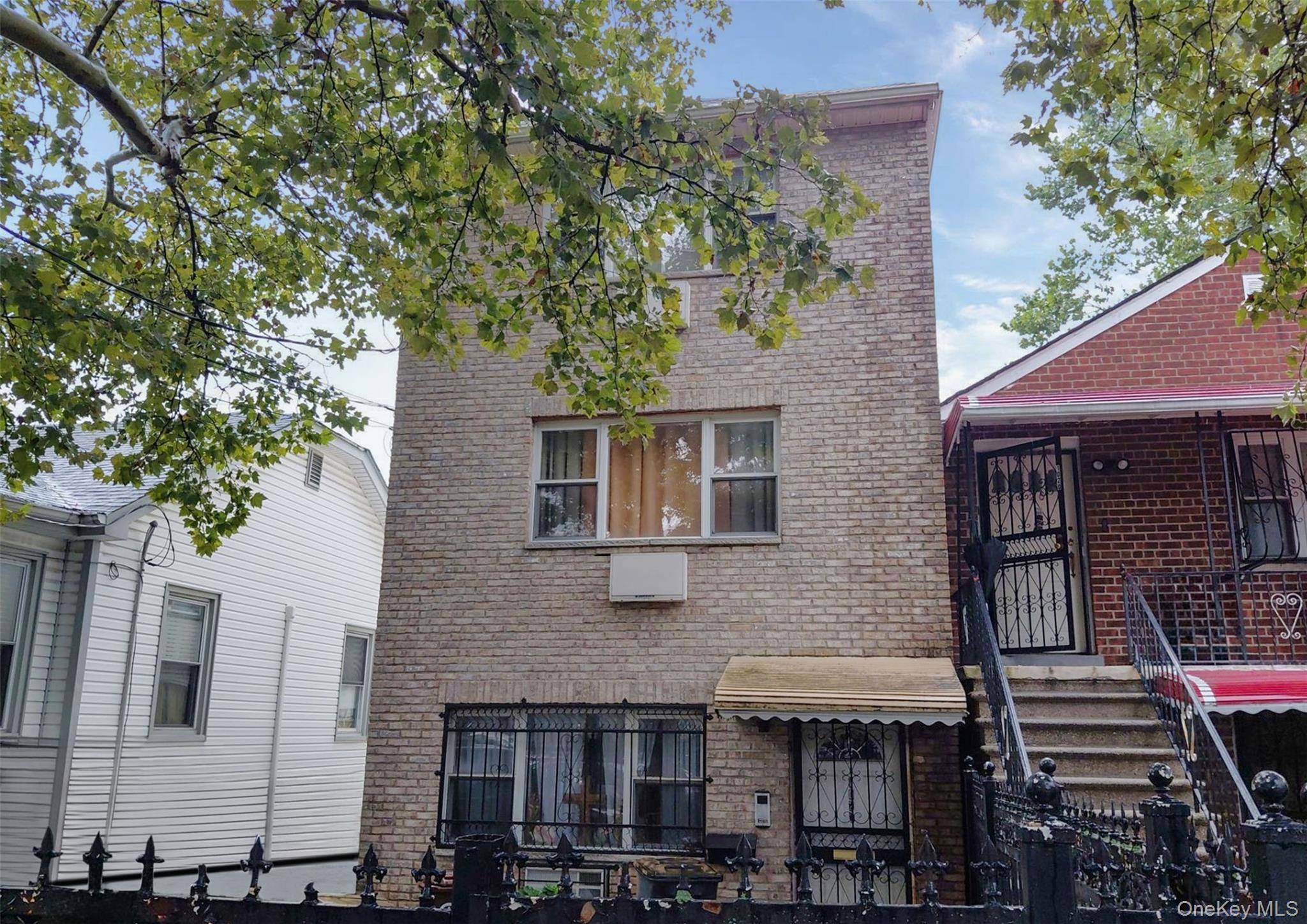1022 E 232nd ST, Bronx, NY 10466