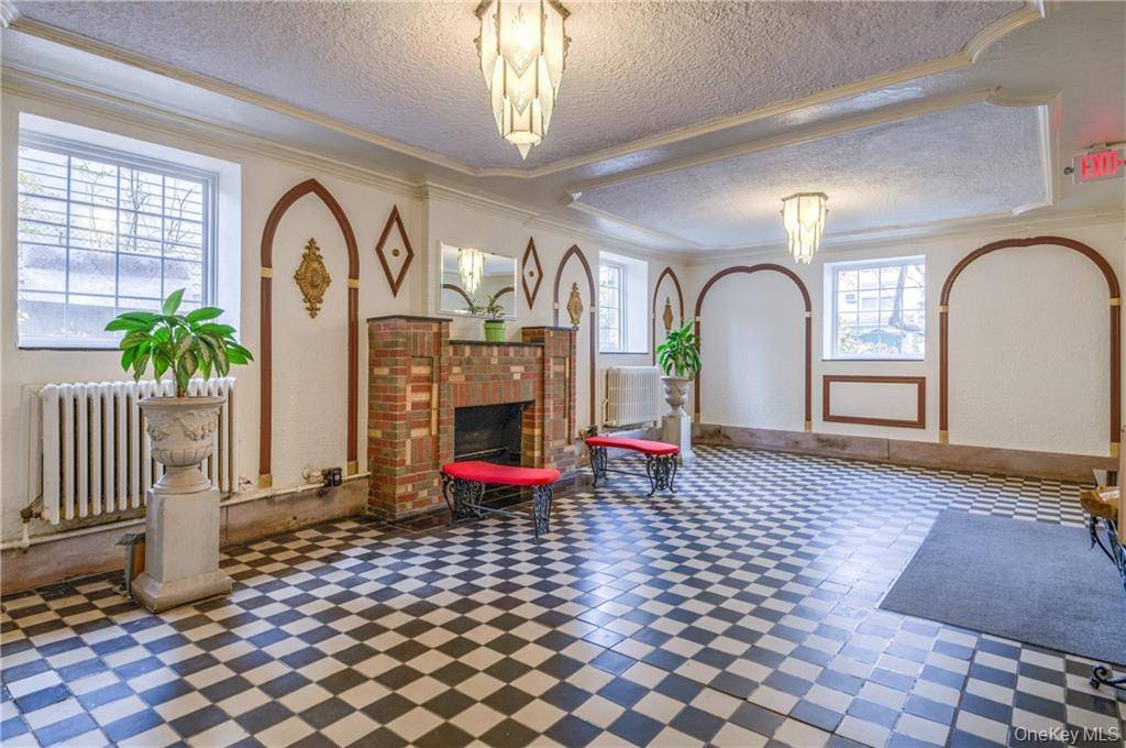 40 E Birch ST #Apt 4D, Mount Vernon, NY 10552