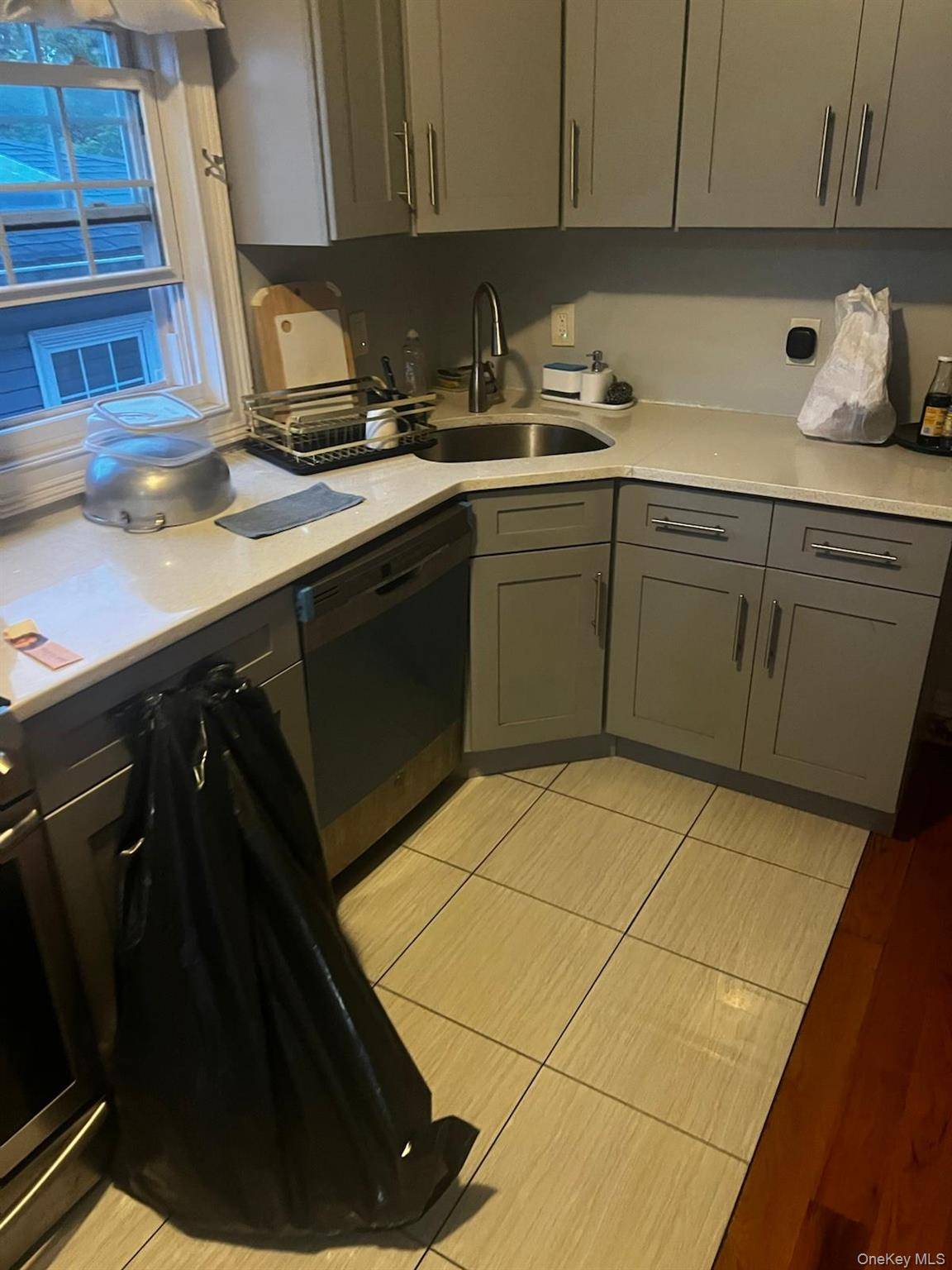 136 Stephens Ave, Bronx, NY 10473