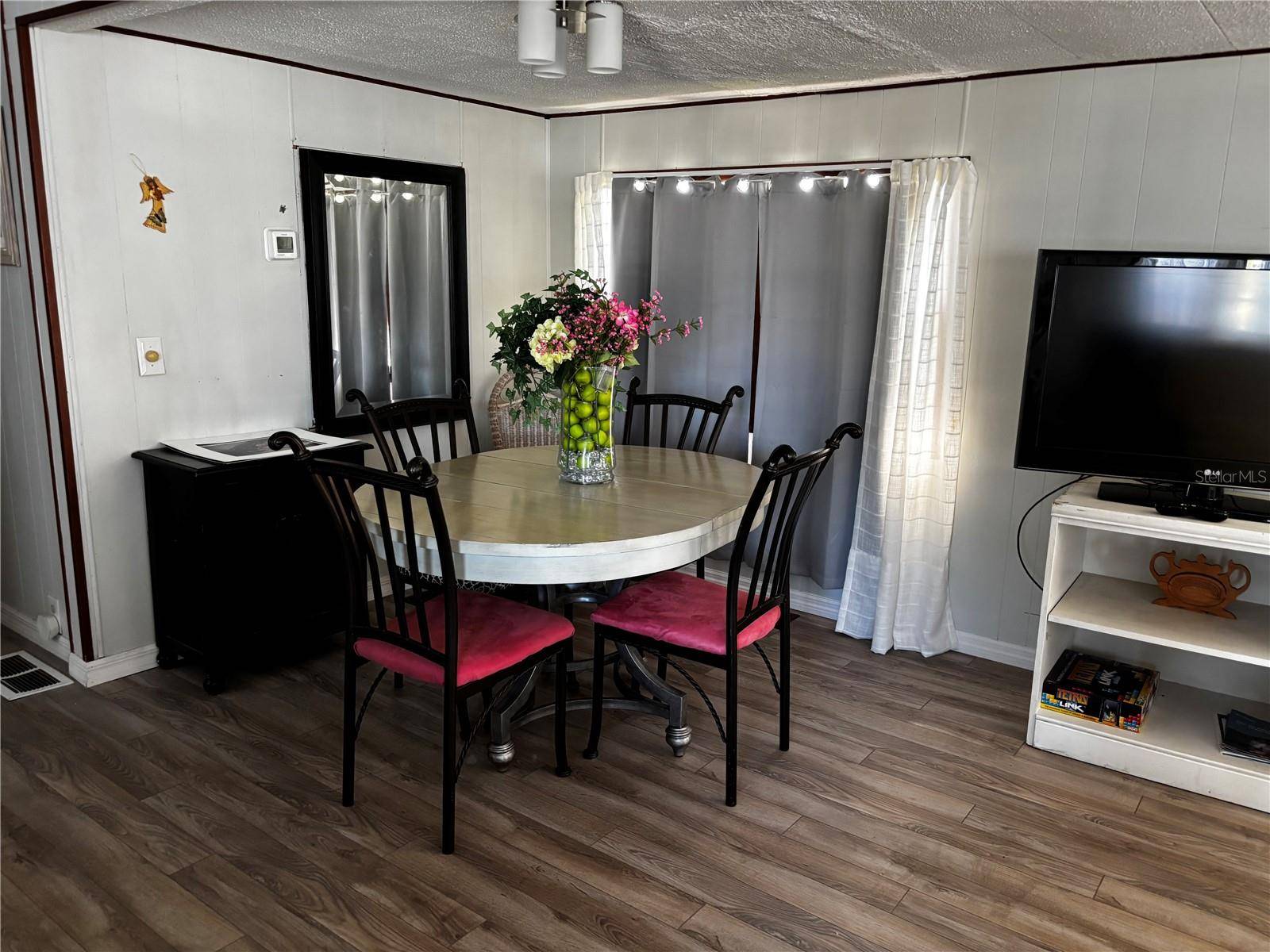 116 ROMA RD, Venice, FL 34285