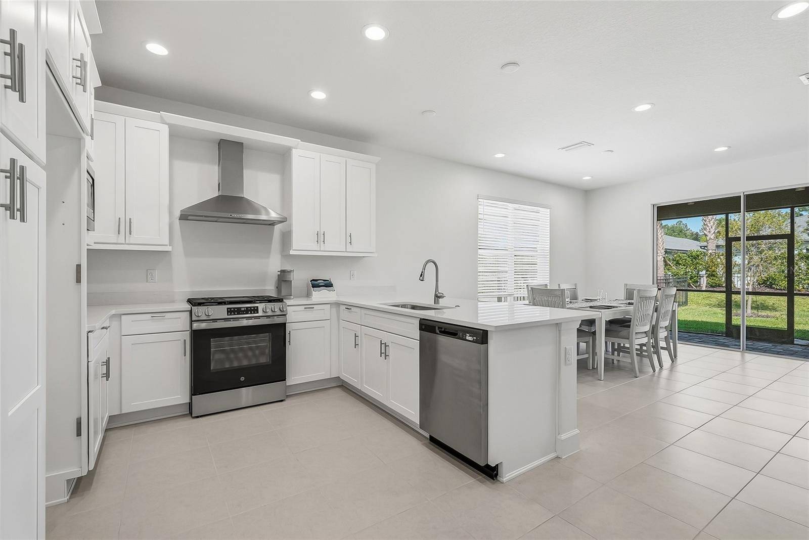 32565 VENETO PL, Wesley Chapel, FL 33543
