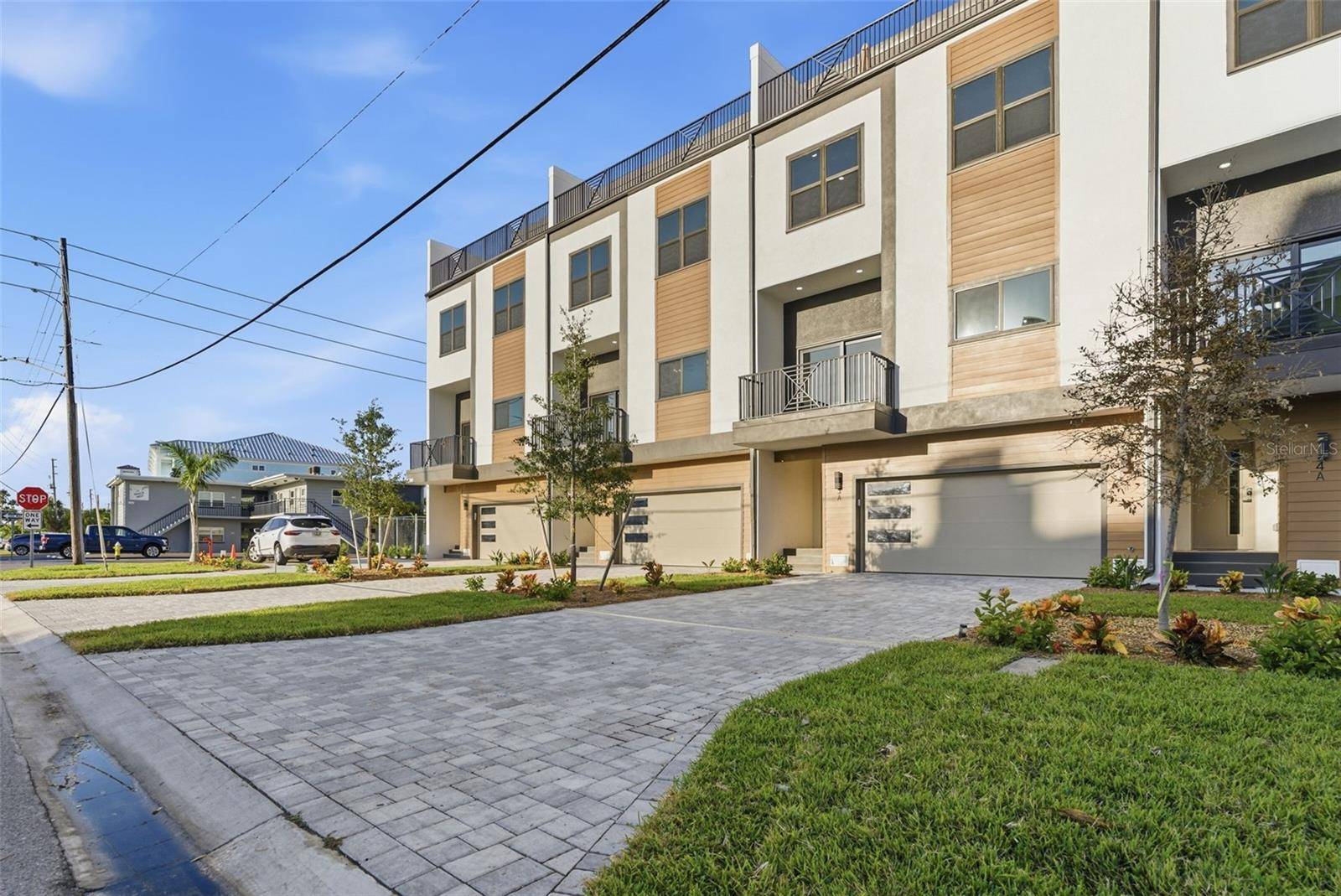11605 1ST ST E #B3, Treasure Island, FL 33706