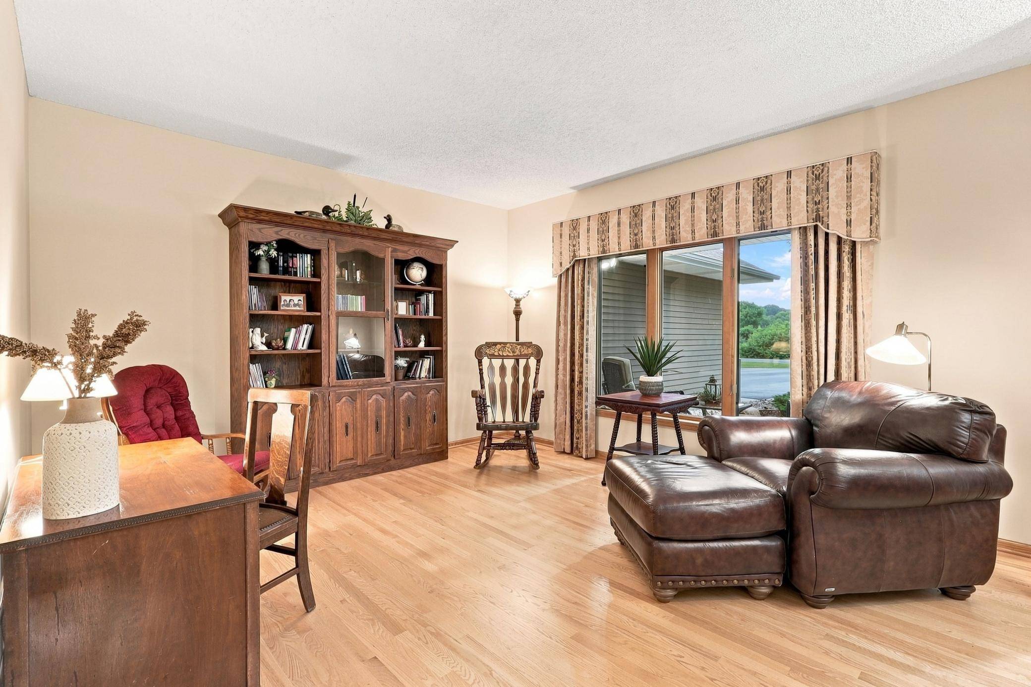 7230 167th ST E, Prior Lake, MN 55372