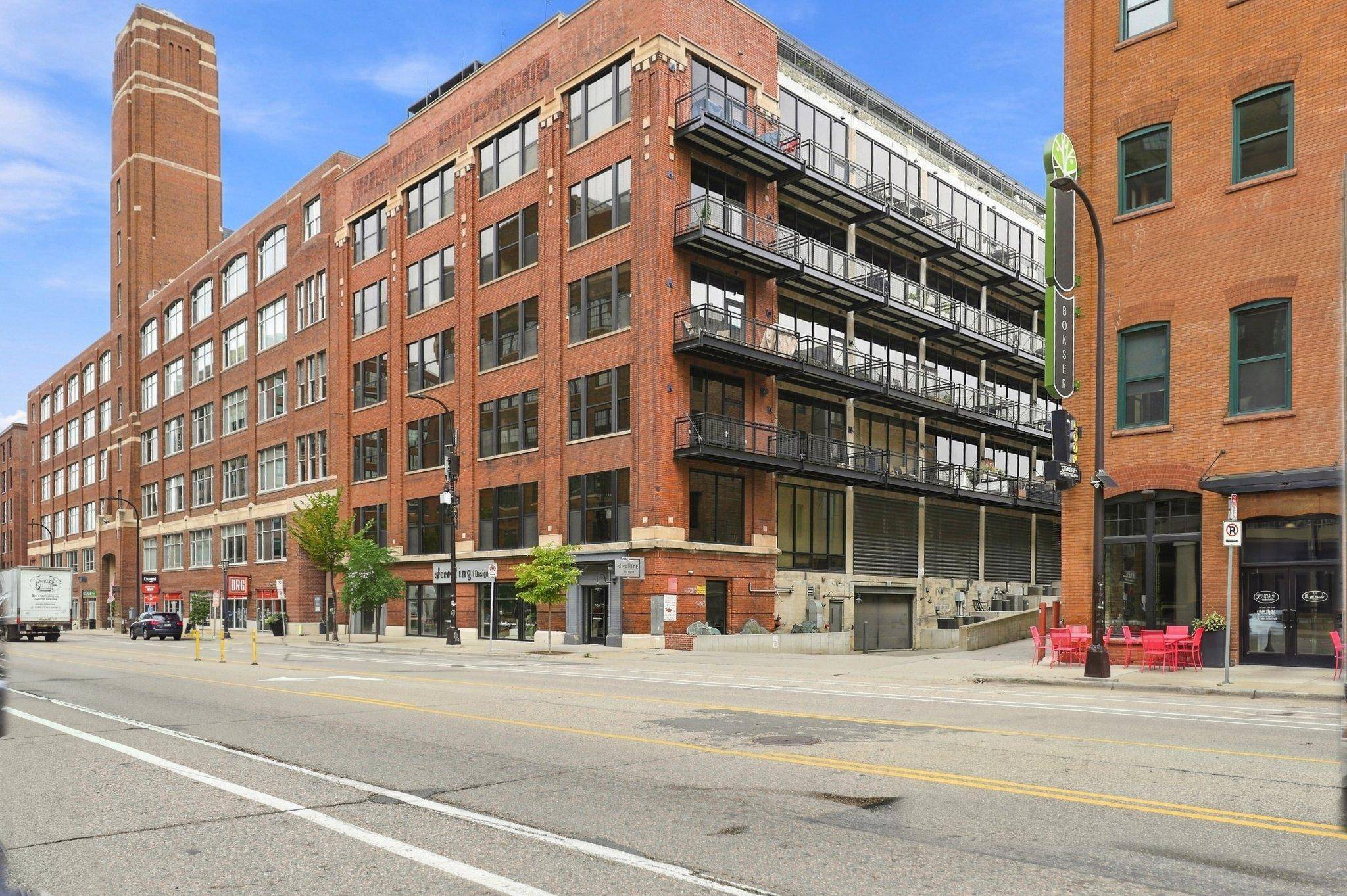 618 Washington AVE N #405, Minneapolis, MN 55401